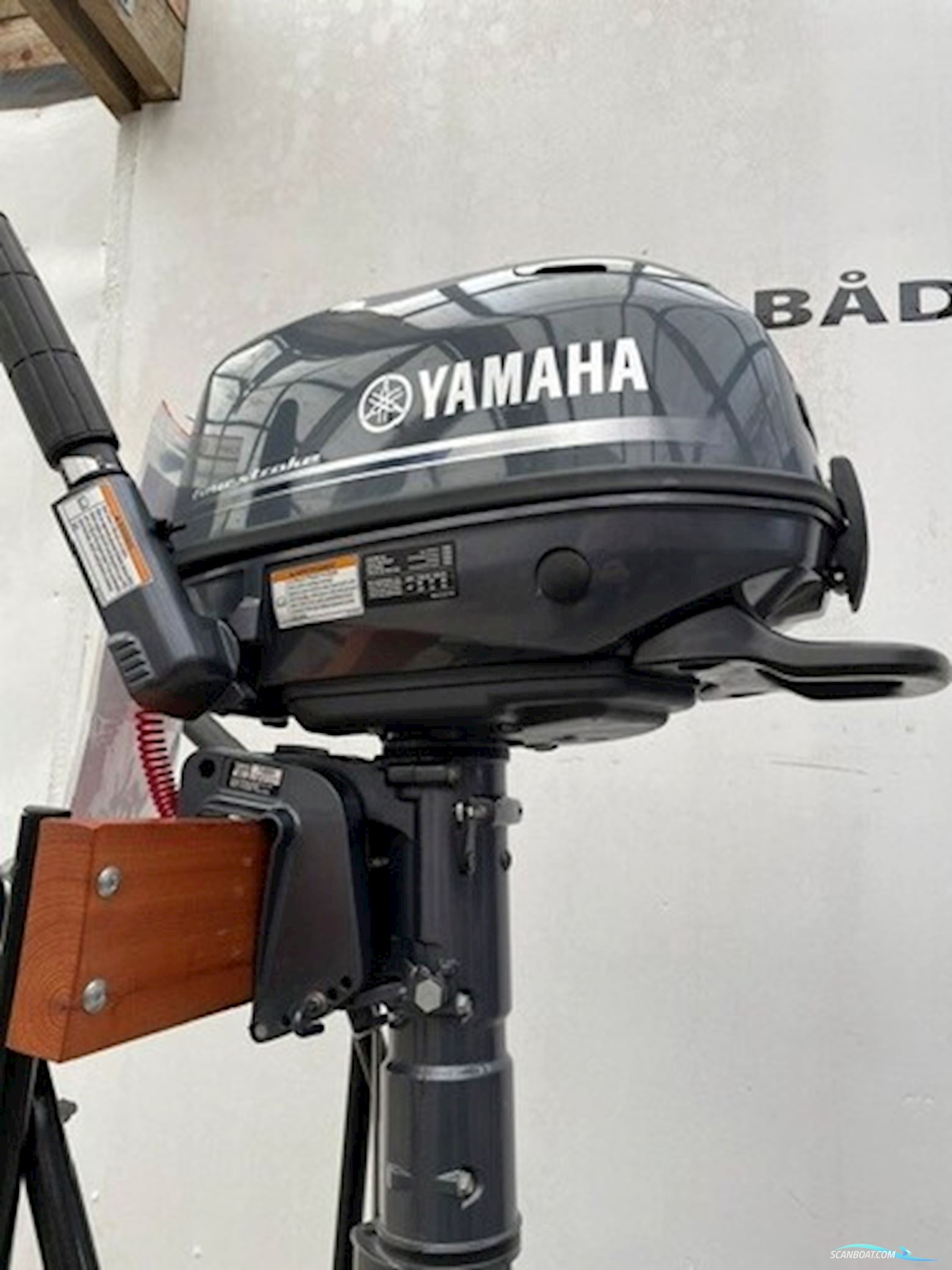 4 hk Yamaha 4 Takt Med Kort Ben