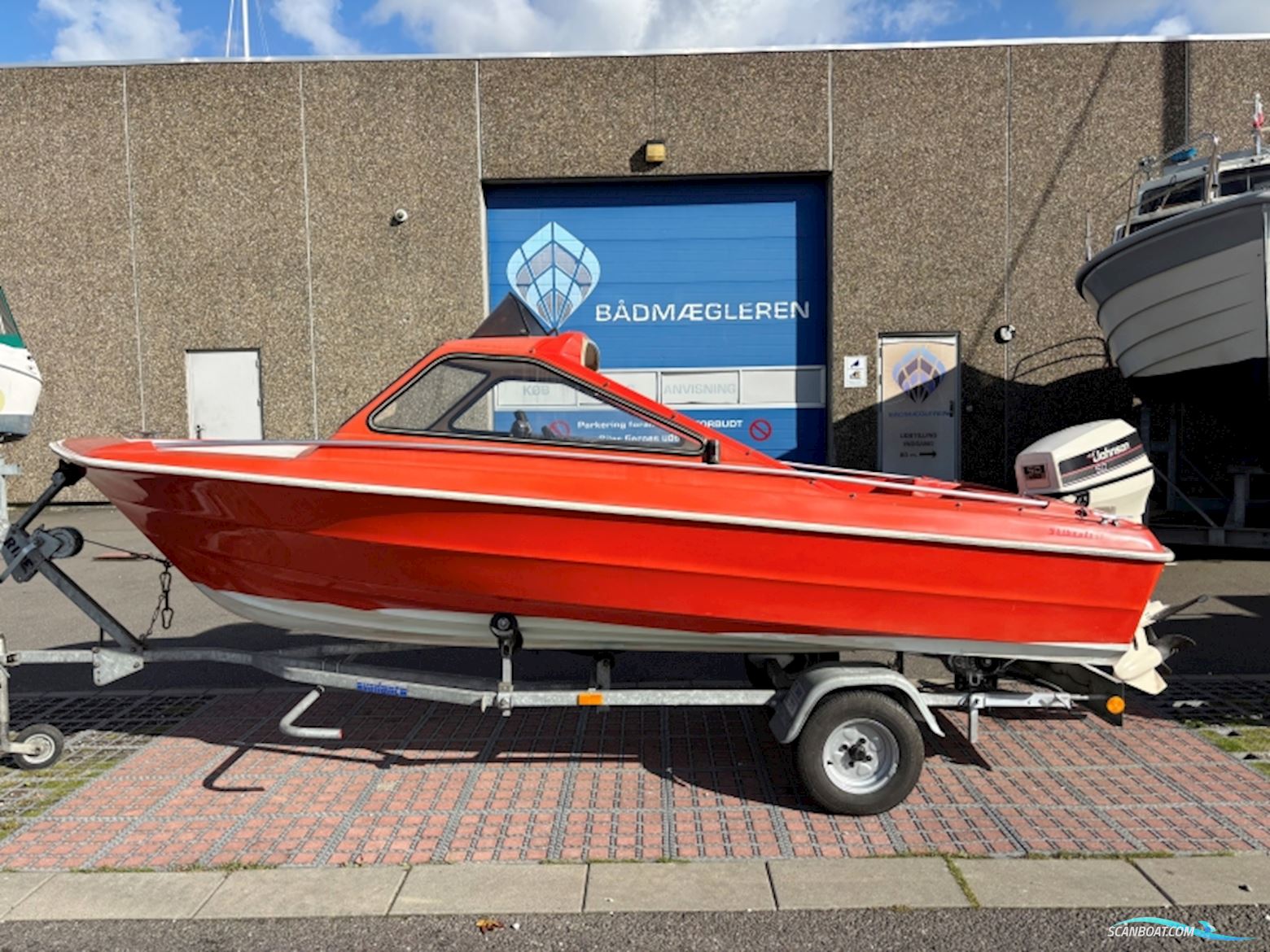 Skibsplast 15 HT Sportsmaster Bådmotor 1975, med Johnson motor, Danmark