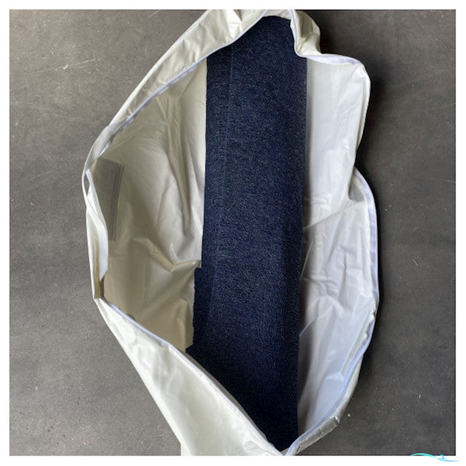 Cranchi Turchese 24 Non-Slip Cockpit Carpet Blue - 33971690