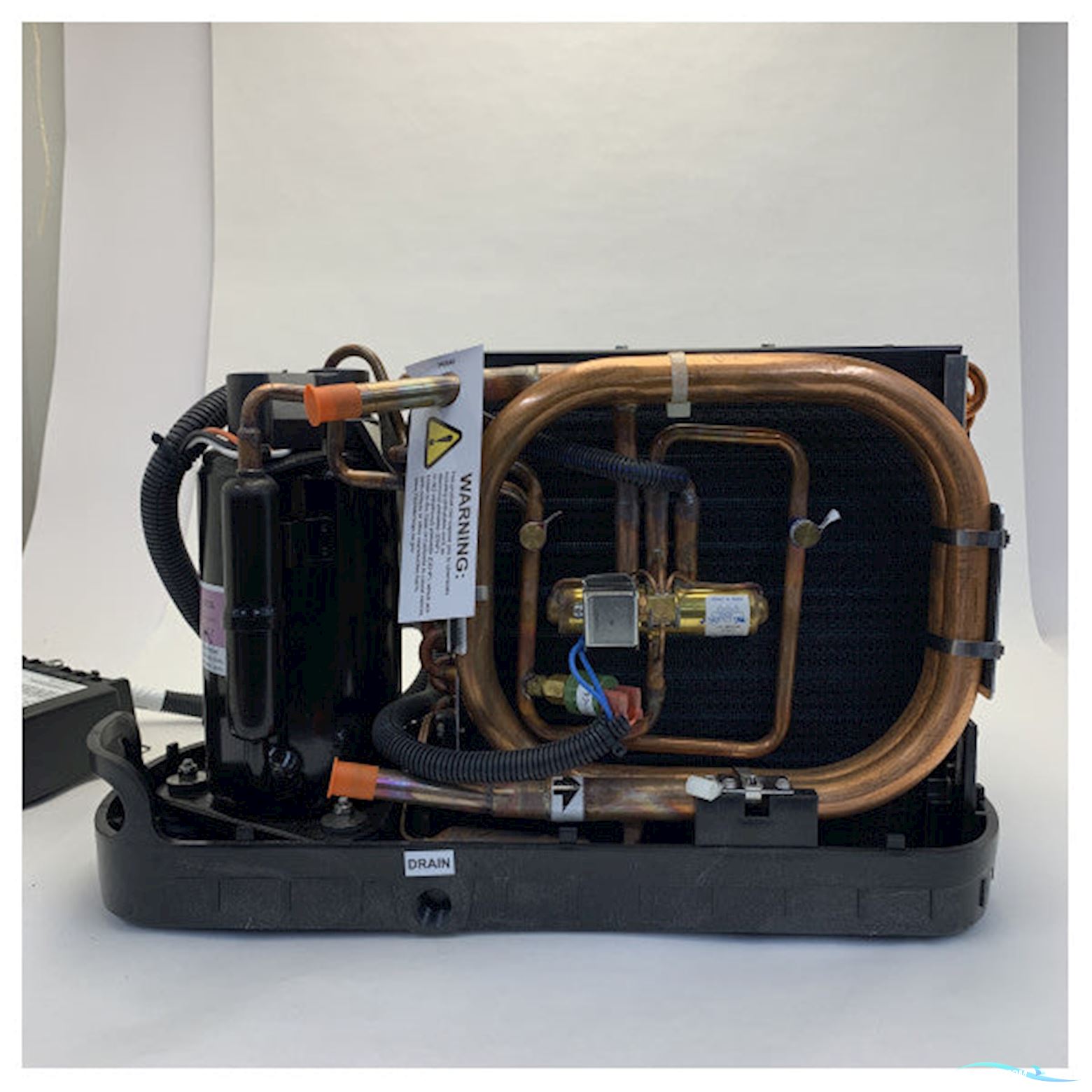 Dometic Dtu10 10.000 Btu Stand Alone Aircon Unit 230V / 60 Hz