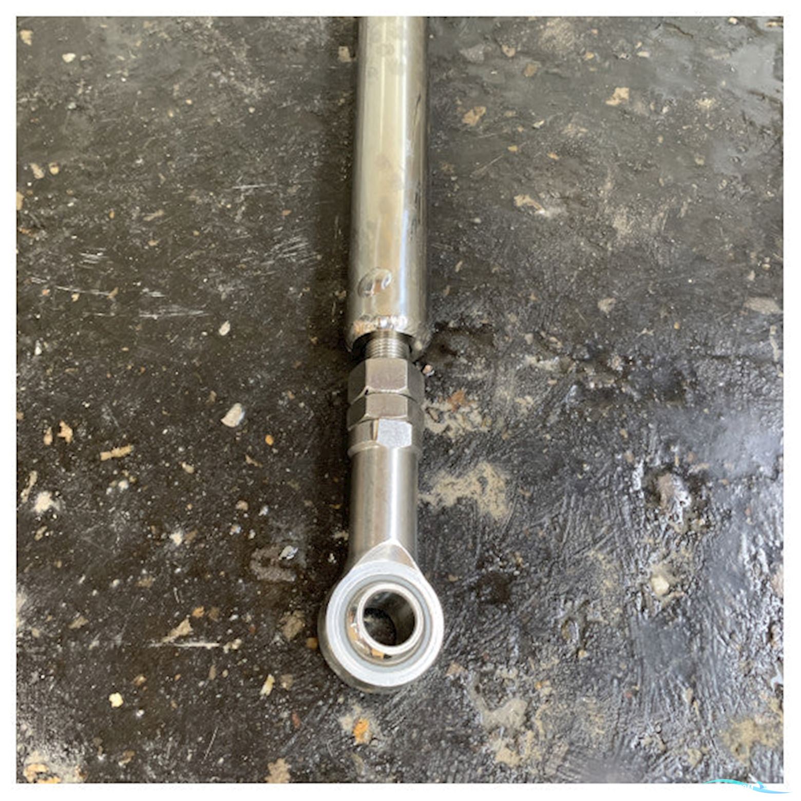 Lewmar Adjustable Steering Link Rod 1001-1100mm CRS AHFT10 - 89500140