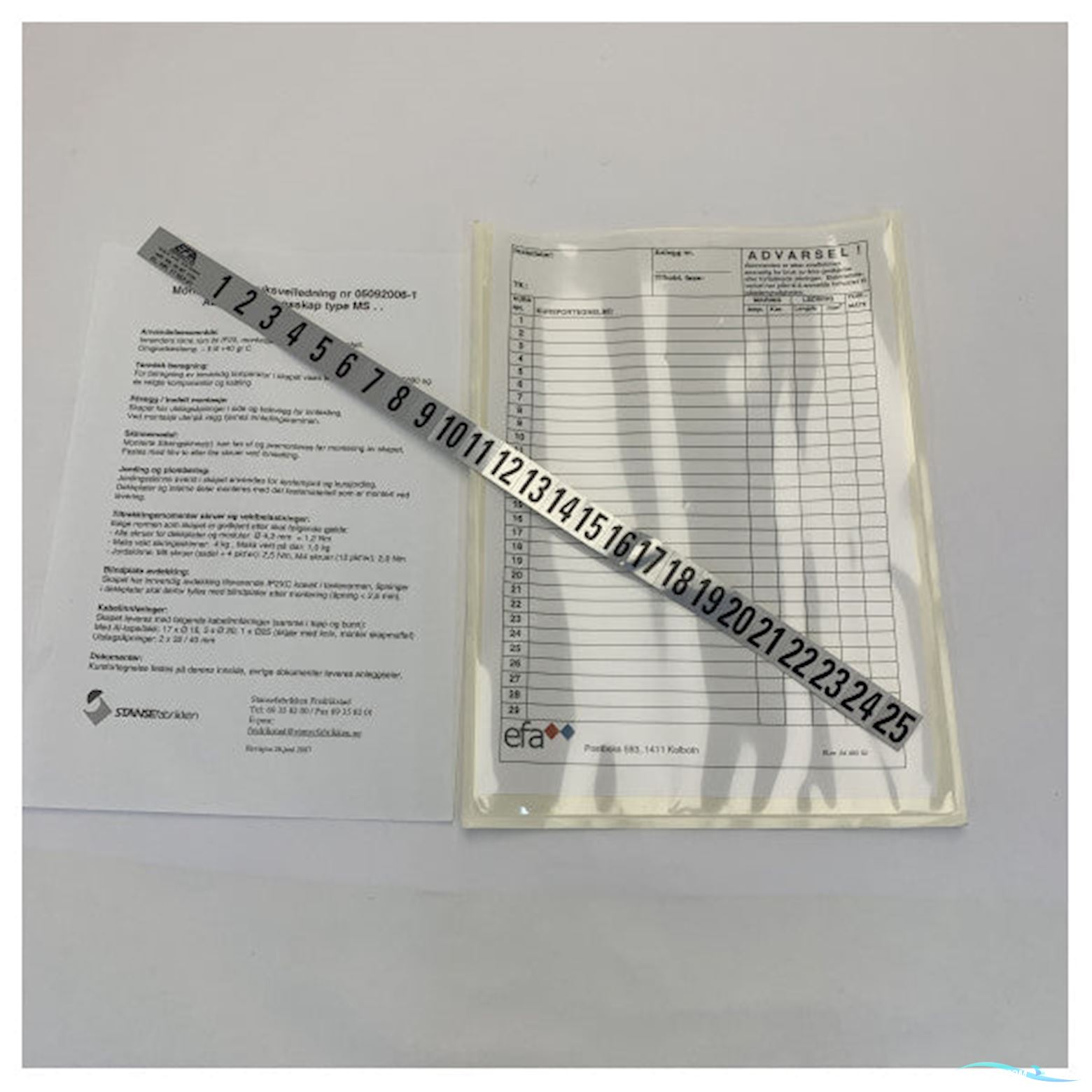 Onbekend Marine Electrical Distribution Panel with Circuit Breakers - 17 243 14-1