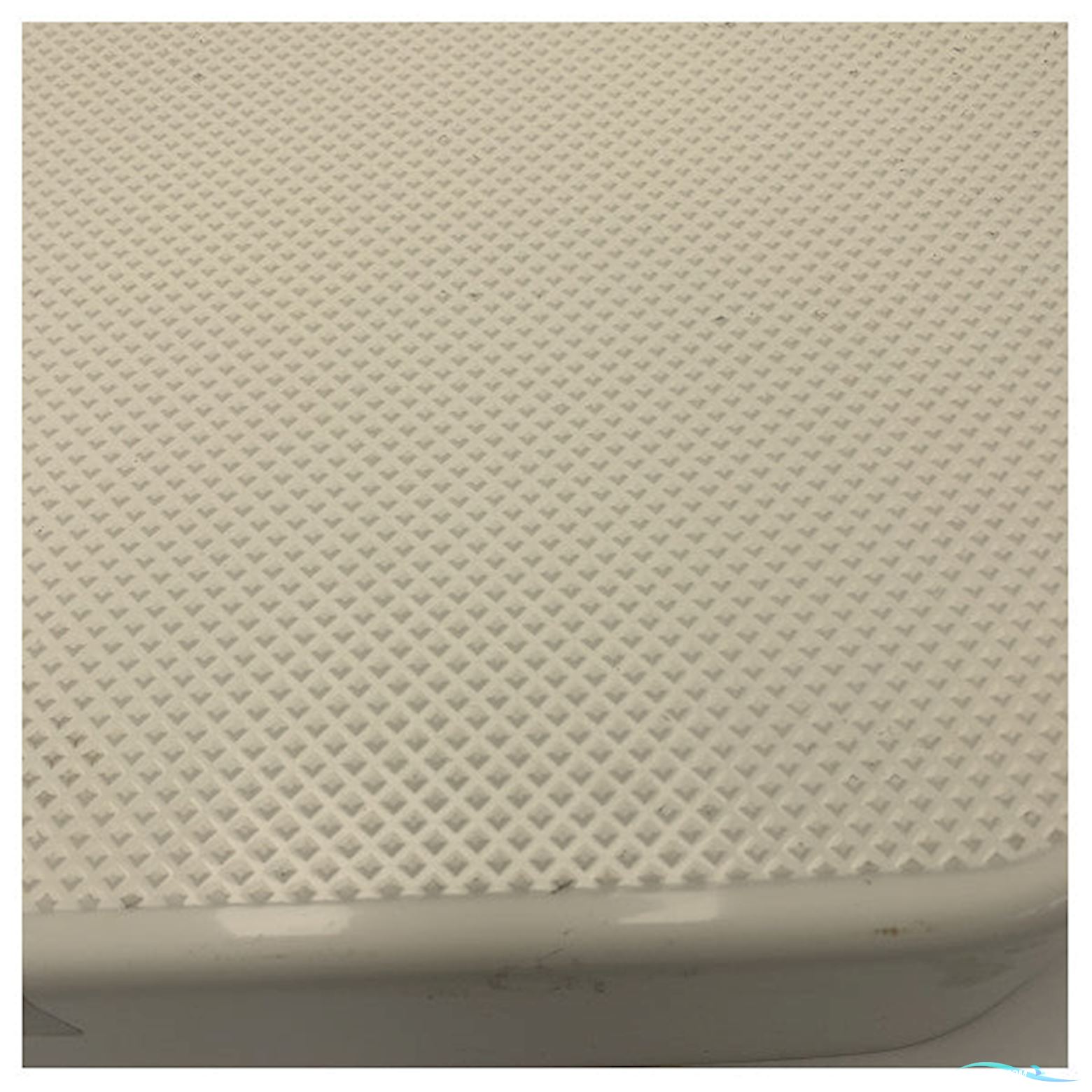 Quicksilver 755 Pilot House Port Side GRP Swimplatform White Coated - 879DEL330