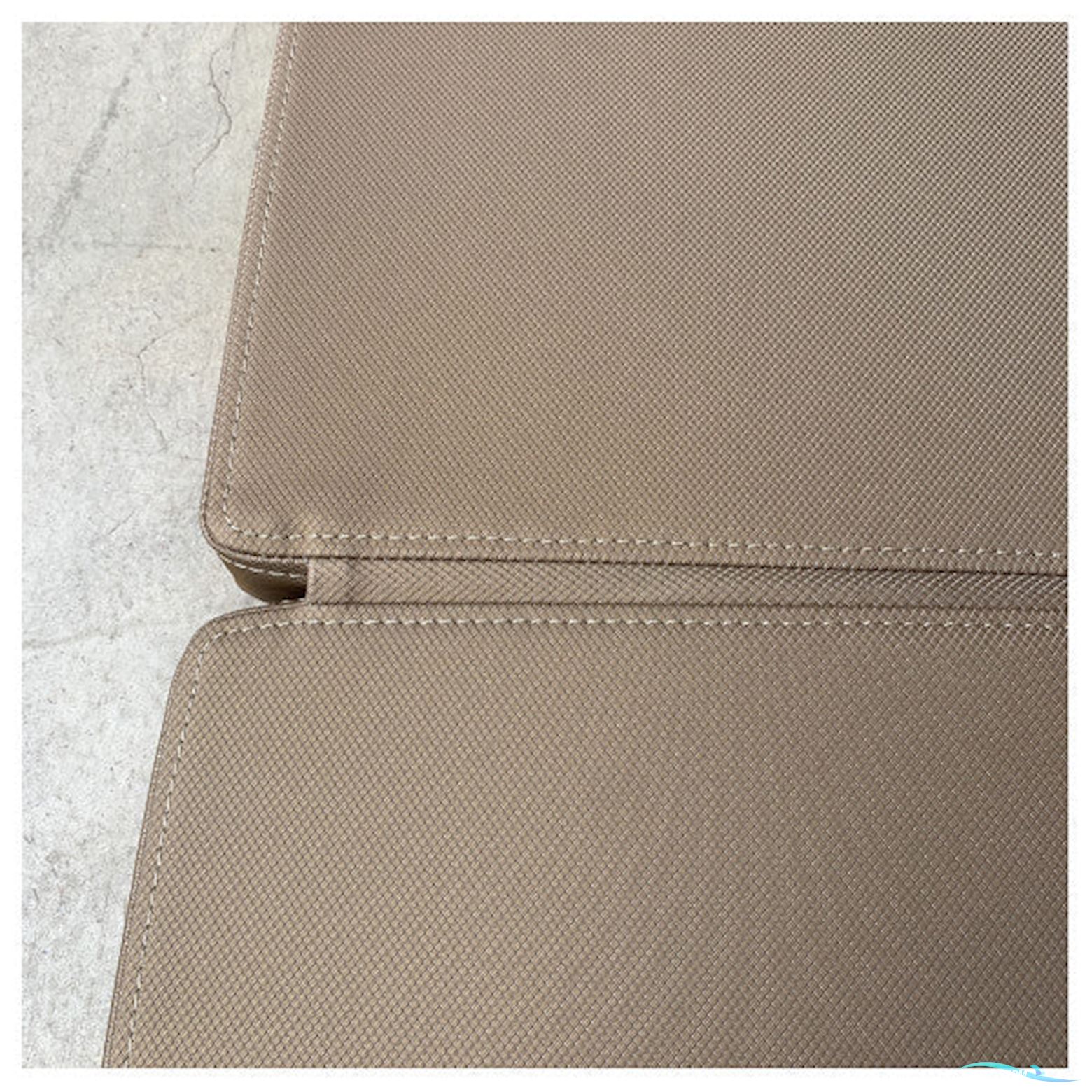 Quicksilver Activ 605 Cruiser Sundeck Center Cushion Brown - 2336527