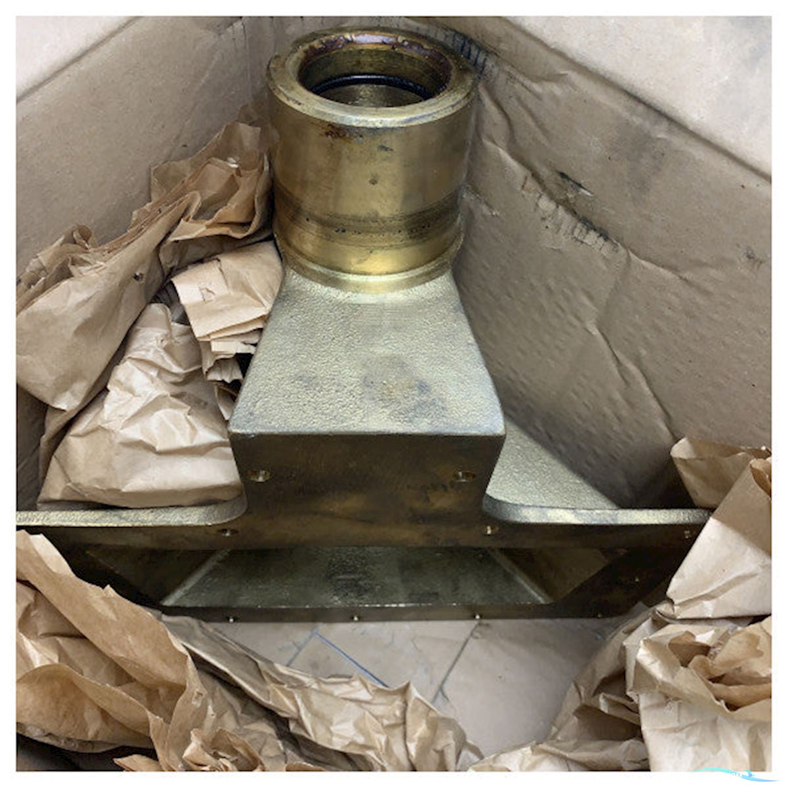 Riva SP430 50 mm brass stern mount rudder port with tiller arm Bådtilbehør 2025, Holland