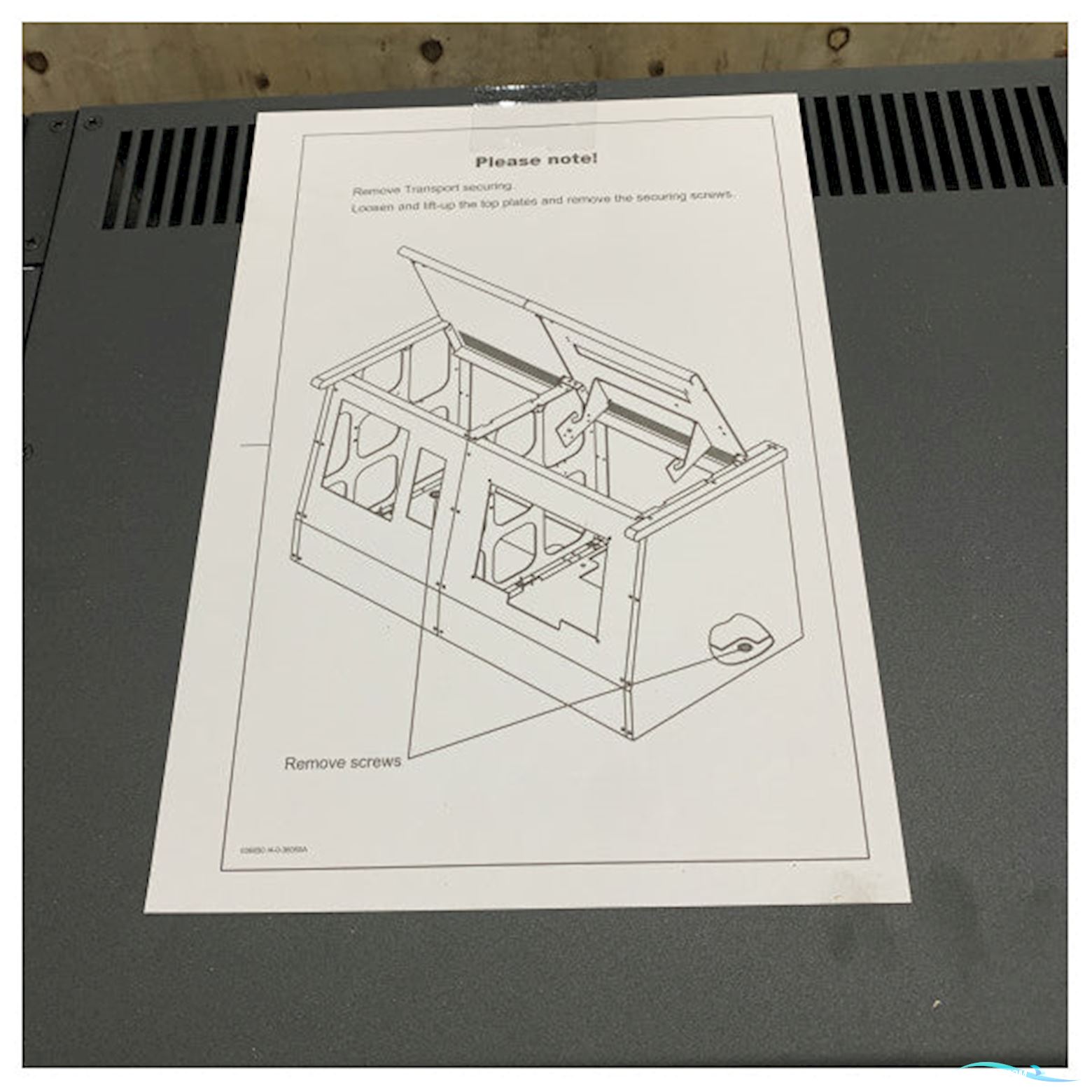 Sailor Cobham 406333D-2000 6333D A3 GMDSS Console