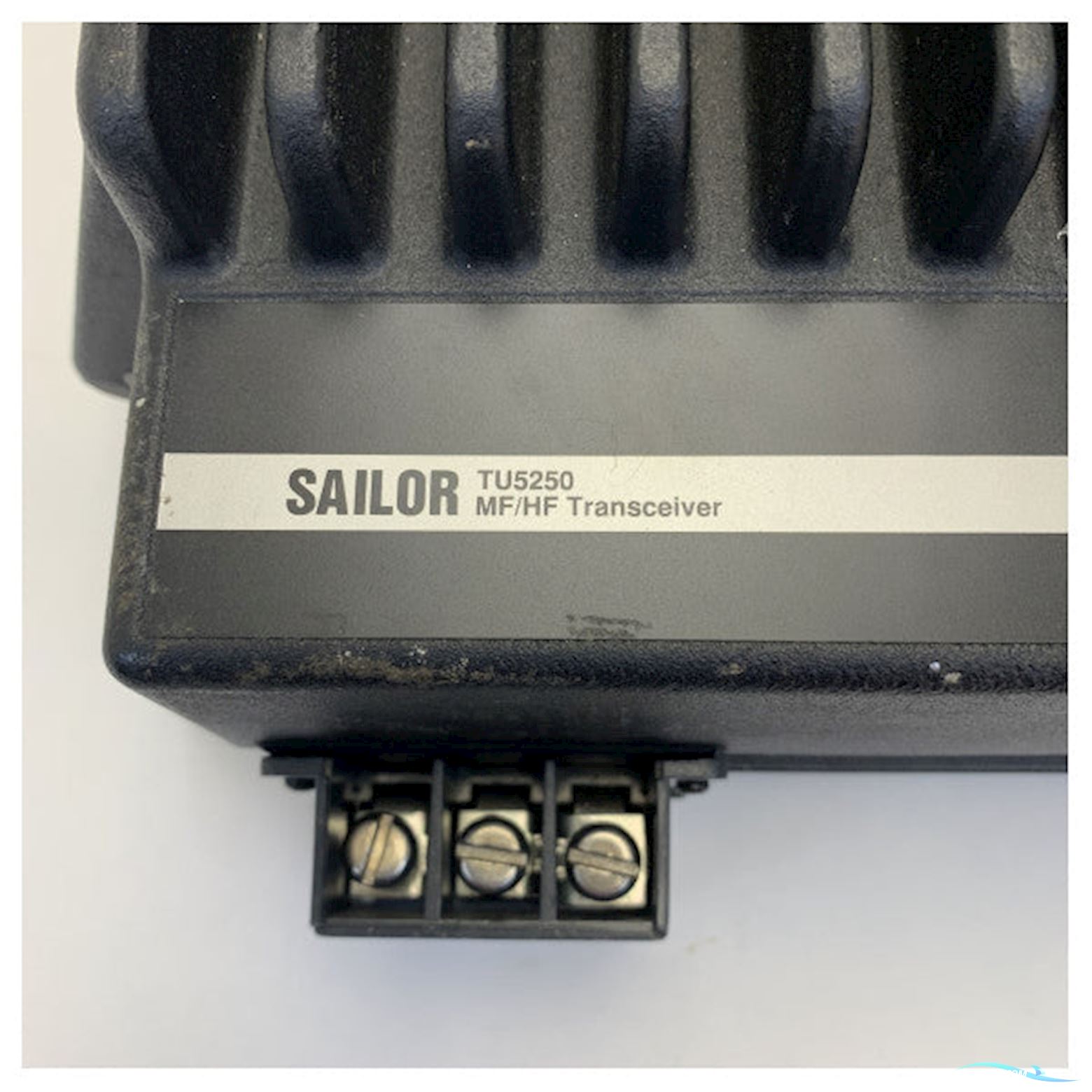 Sailor TU5250 Series 5000 MF/HF Marine Transceiver 250W