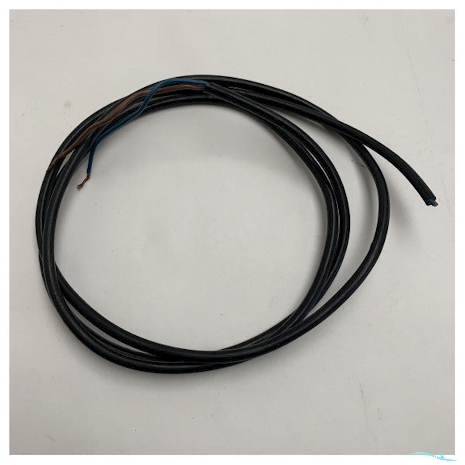 Sigma UHF 8-Way Head-End Combiner 12V for Reliable Marine Communication Systems