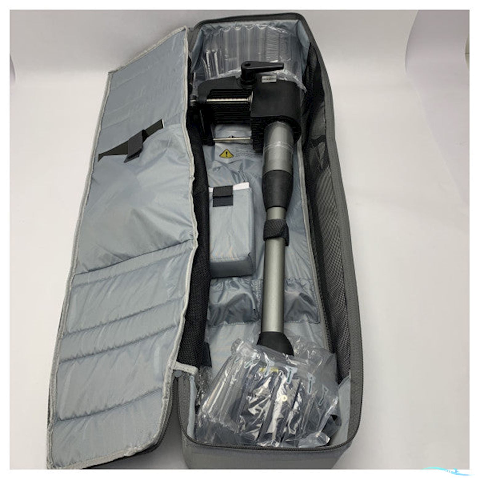 ThrustMe Kicker K01 electric outboard engine with battery