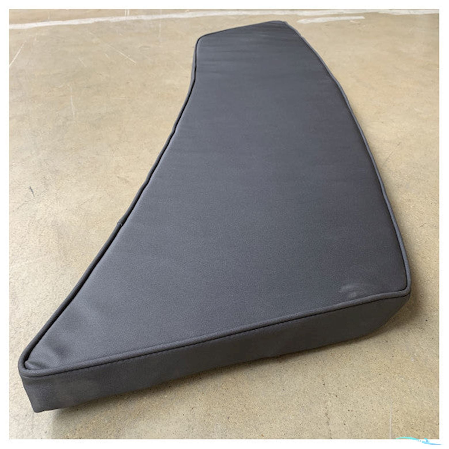 Uttern S64 Grey Cockpit Bench Seat Cushion - 2079254