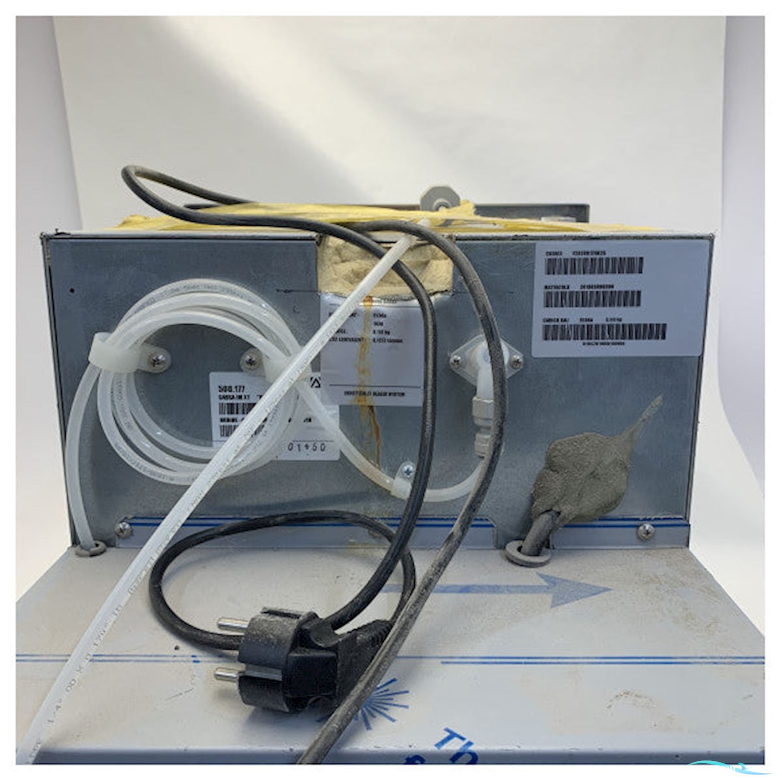 Vitrifrigo IM XTP Build-In Stainless Steel Marine Ice Maker 230V - F2830012402S