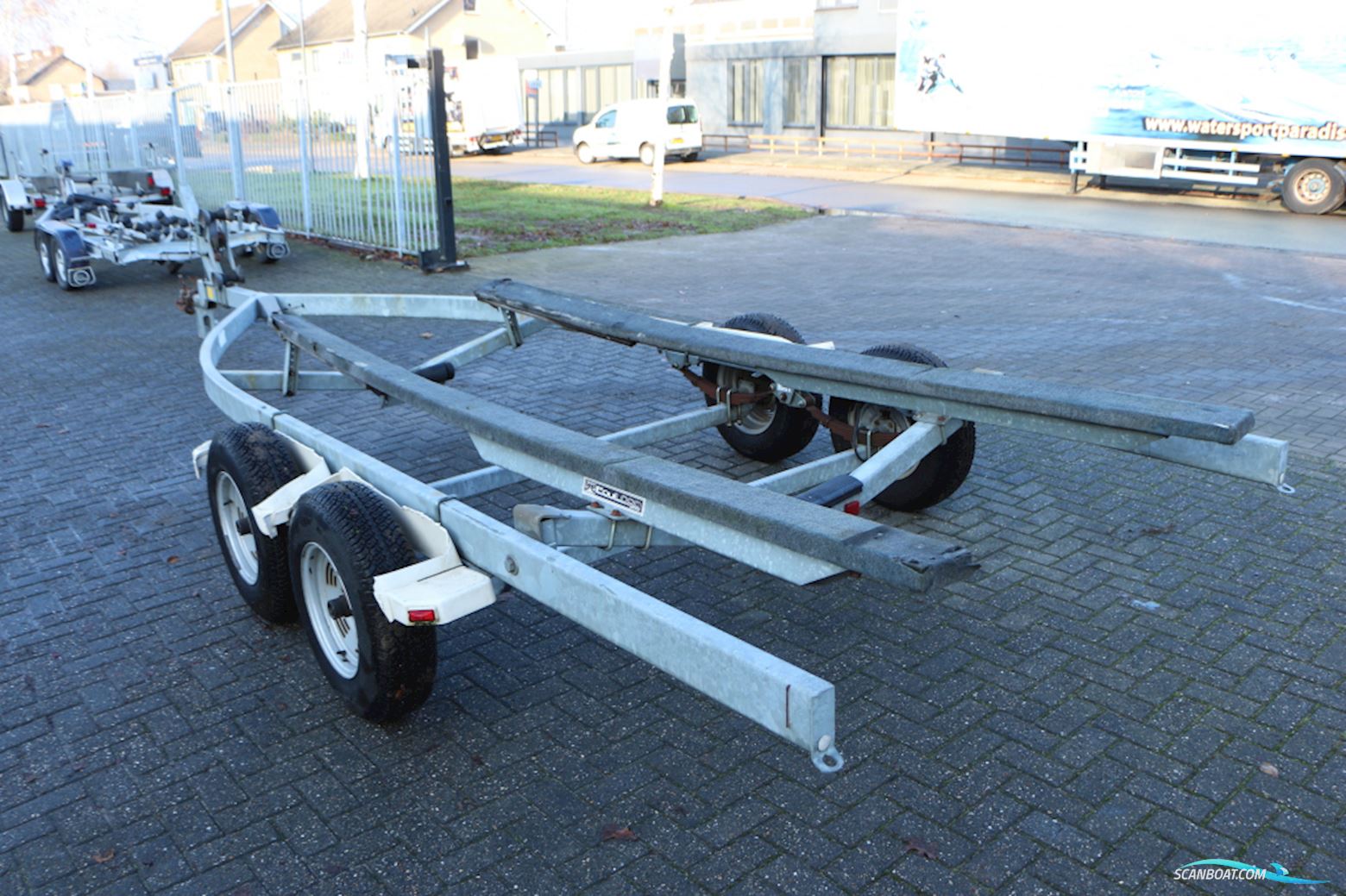 Stallingstrailer 2-Asser