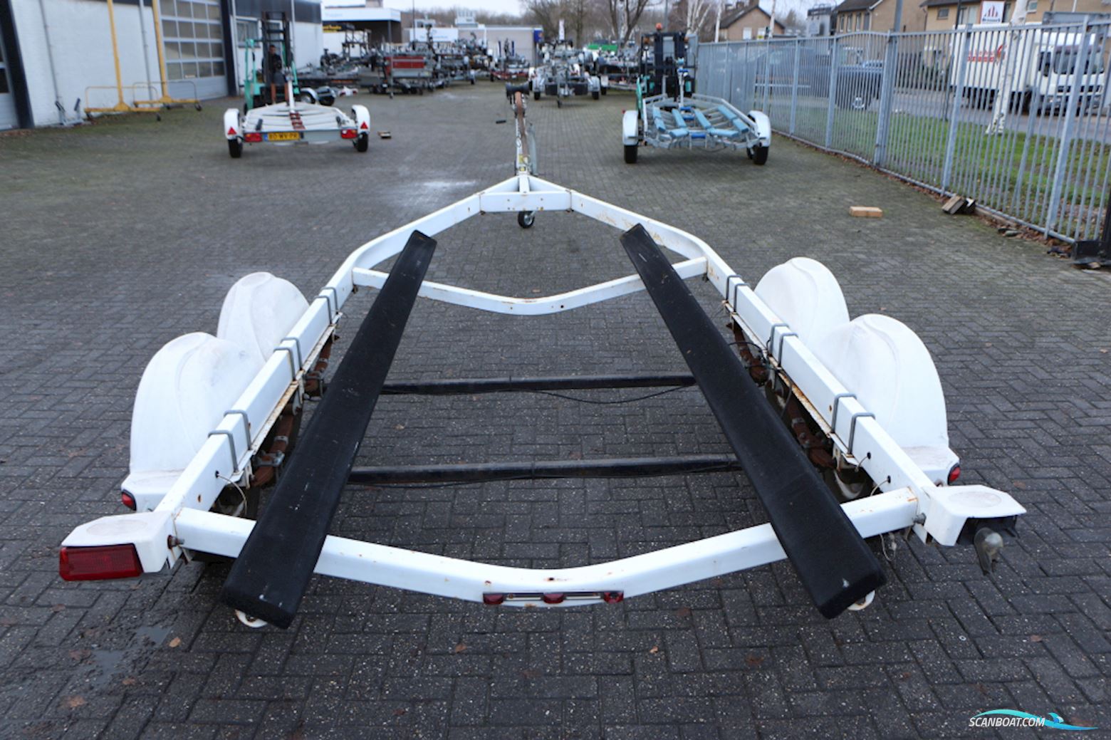 Usa Stallingstrailer 2-Asser