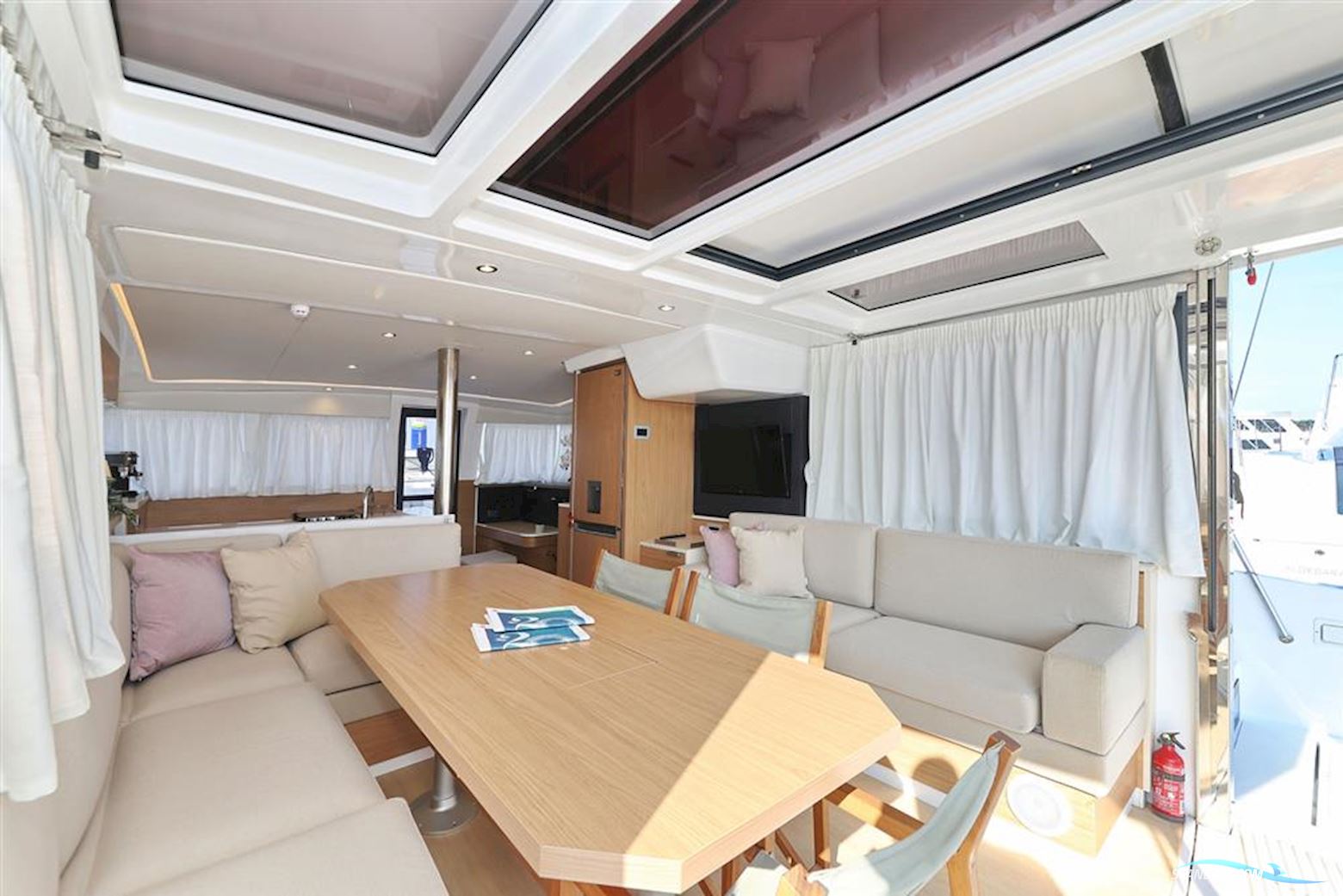 Bali Catamarans 4.2