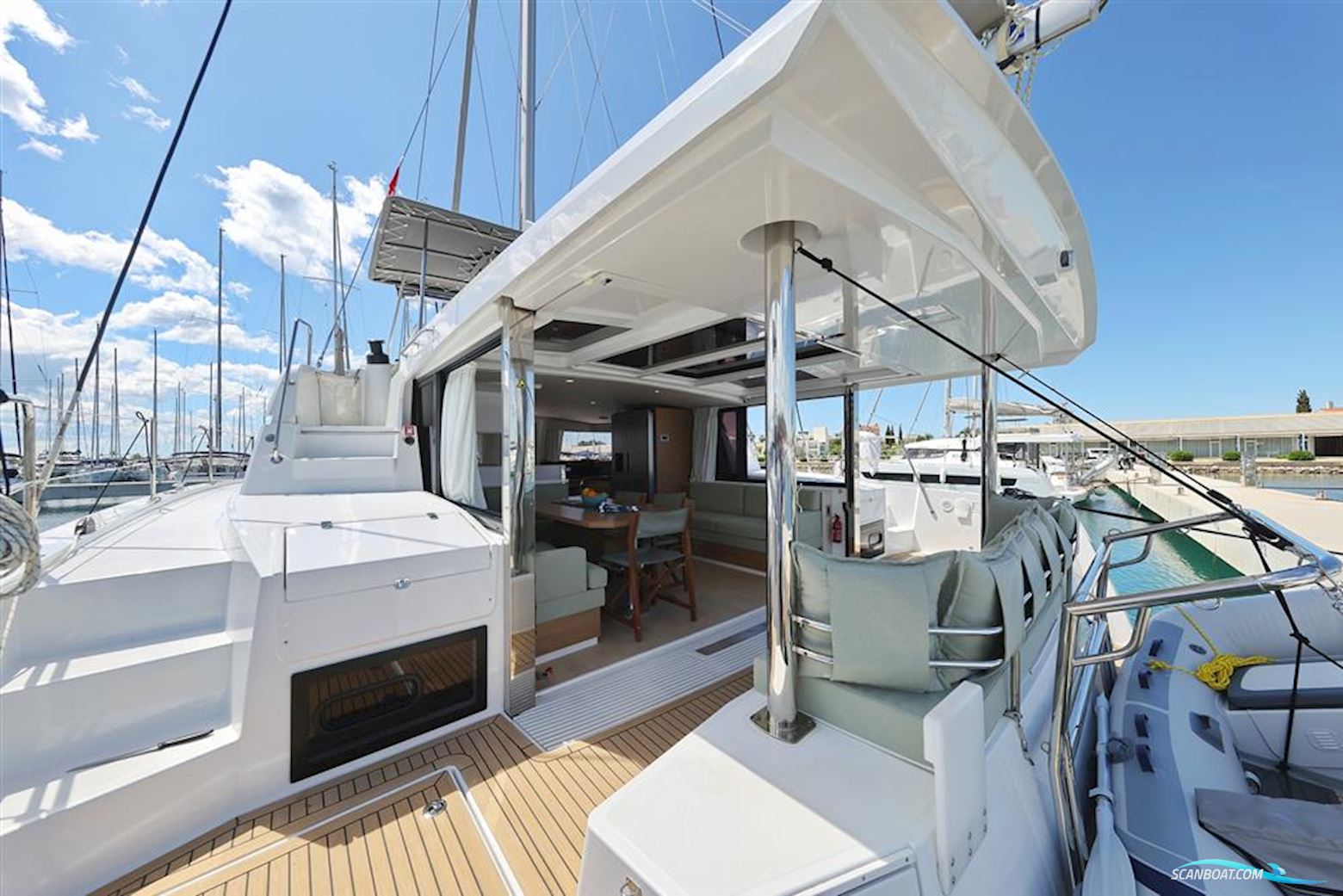 Bali Catamarans 4.4