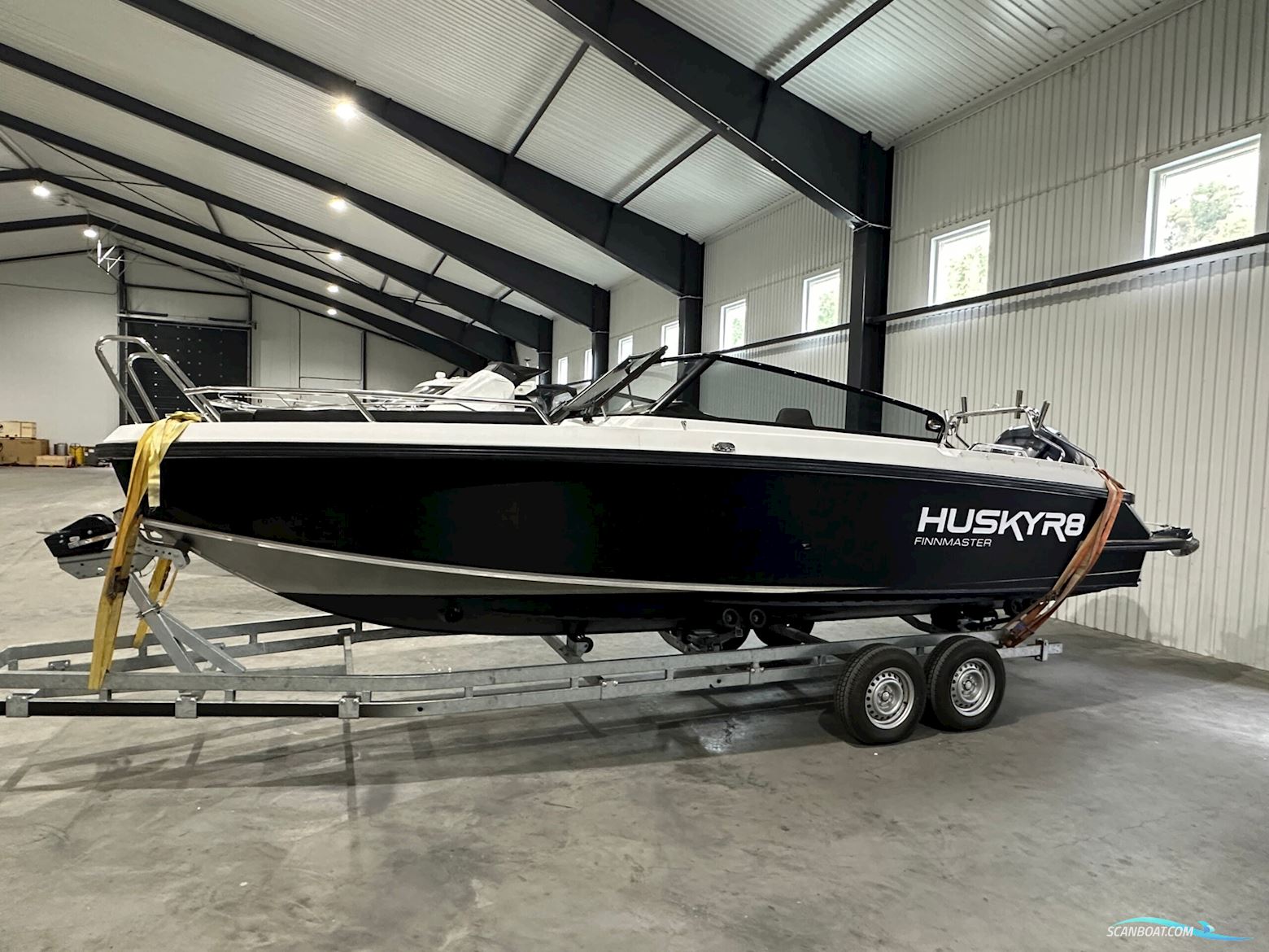 Begagnad Finnmaster Husky R8 - 16 Bådtype ej oplyst 2016, med Yamaha 300 hk motor, Sverige