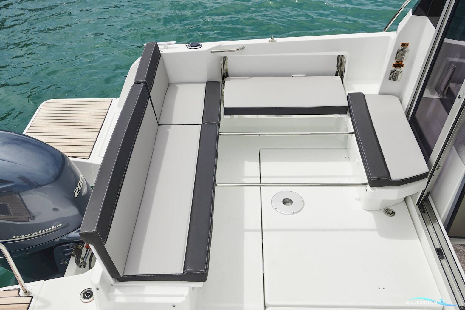 Jeanneau 795 Merry Fisher Serie2