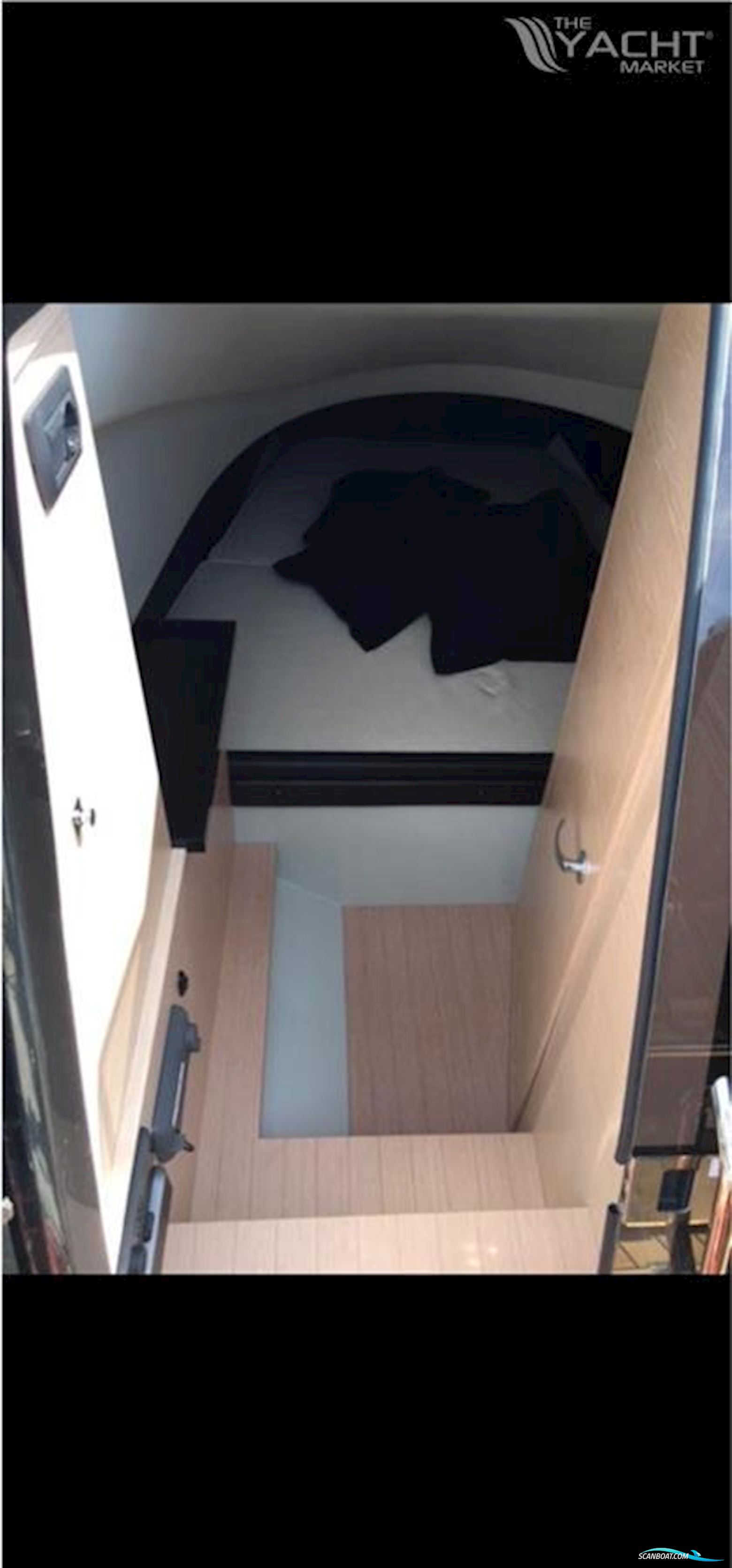 Sacs Strider 11 - 2X Mercruiser 6,2