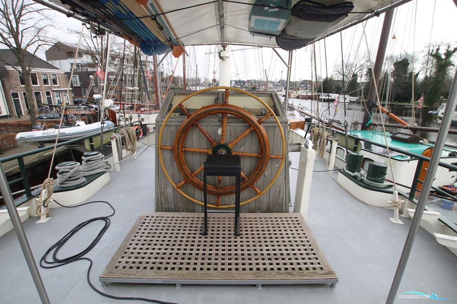 Traditional Barkentijn