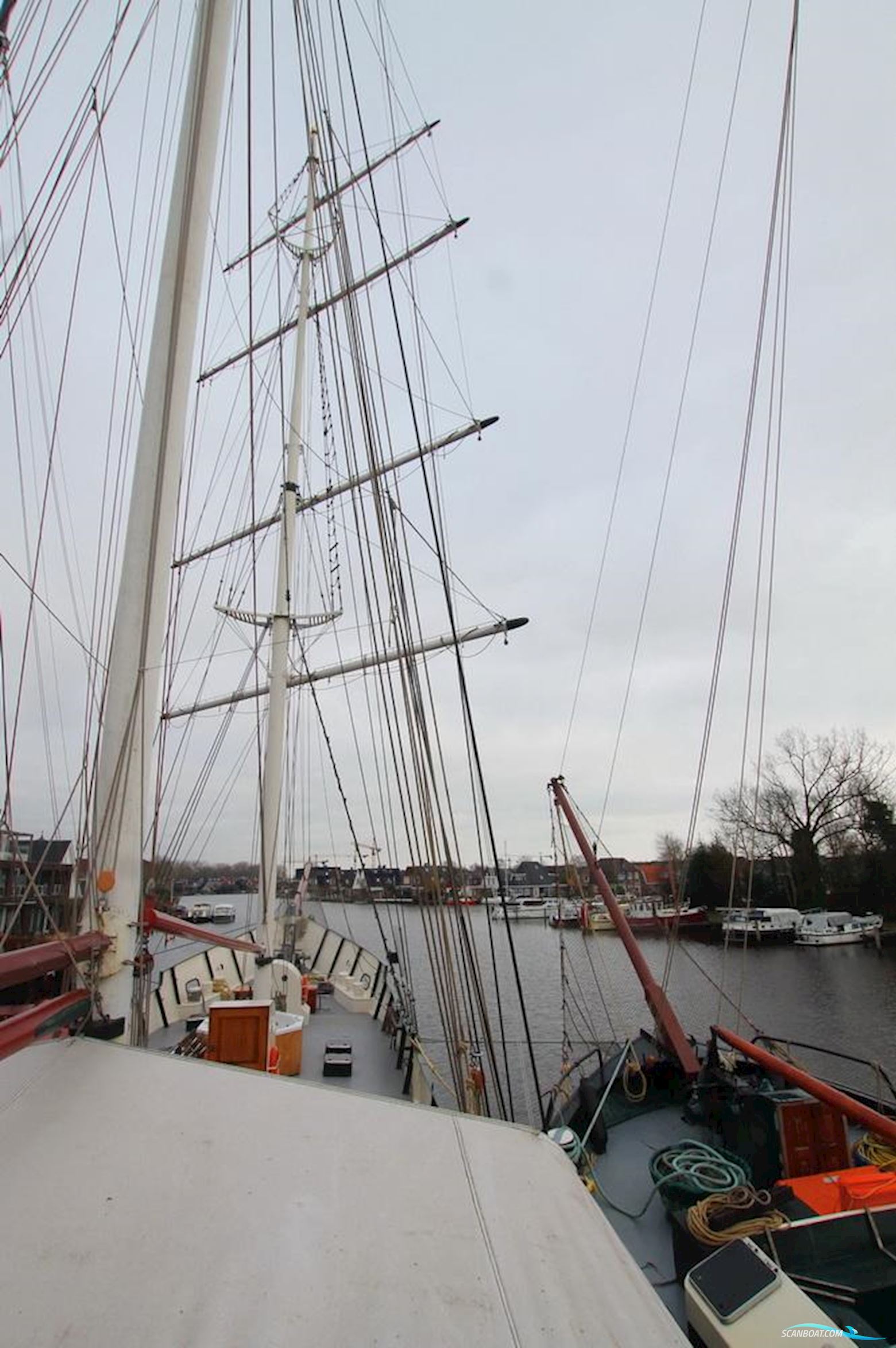 Traditional Barkentijn