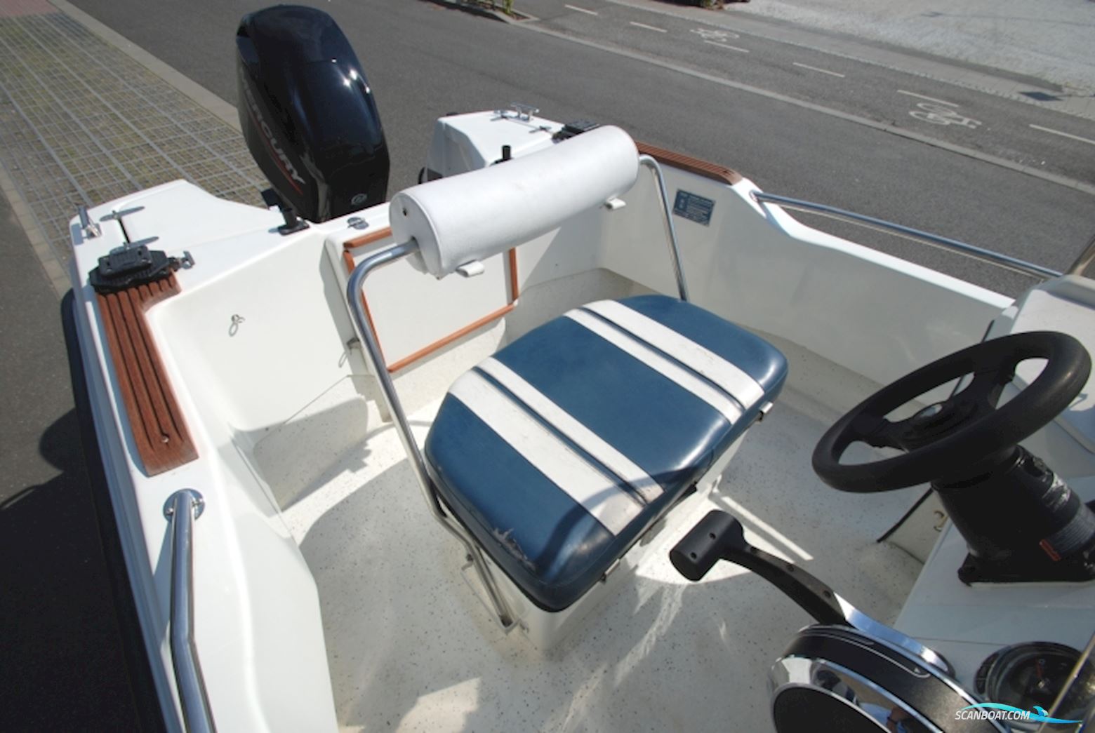 Ryds 485 DL Styrepultsbåd