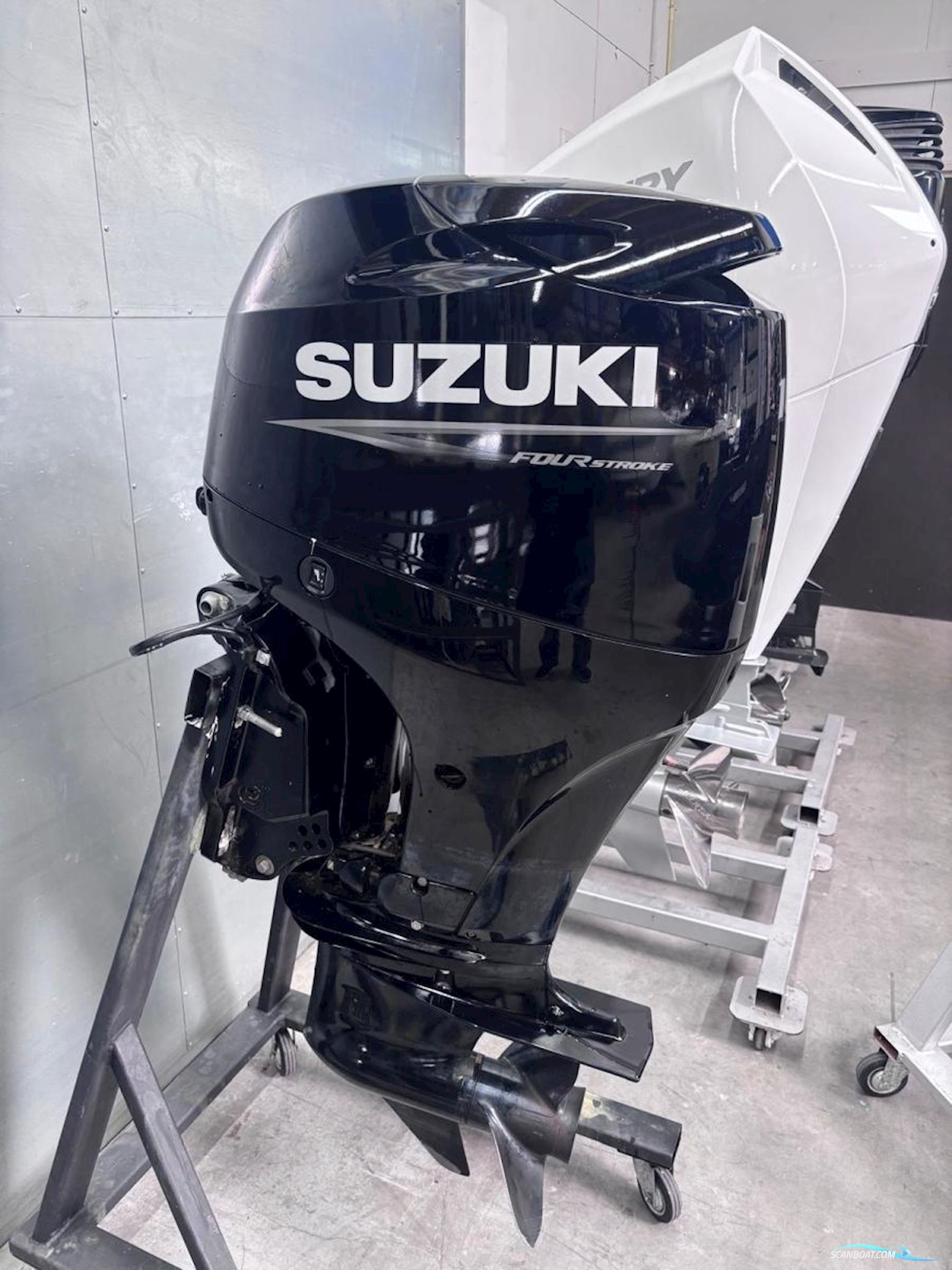 Suzuki DF100Btl