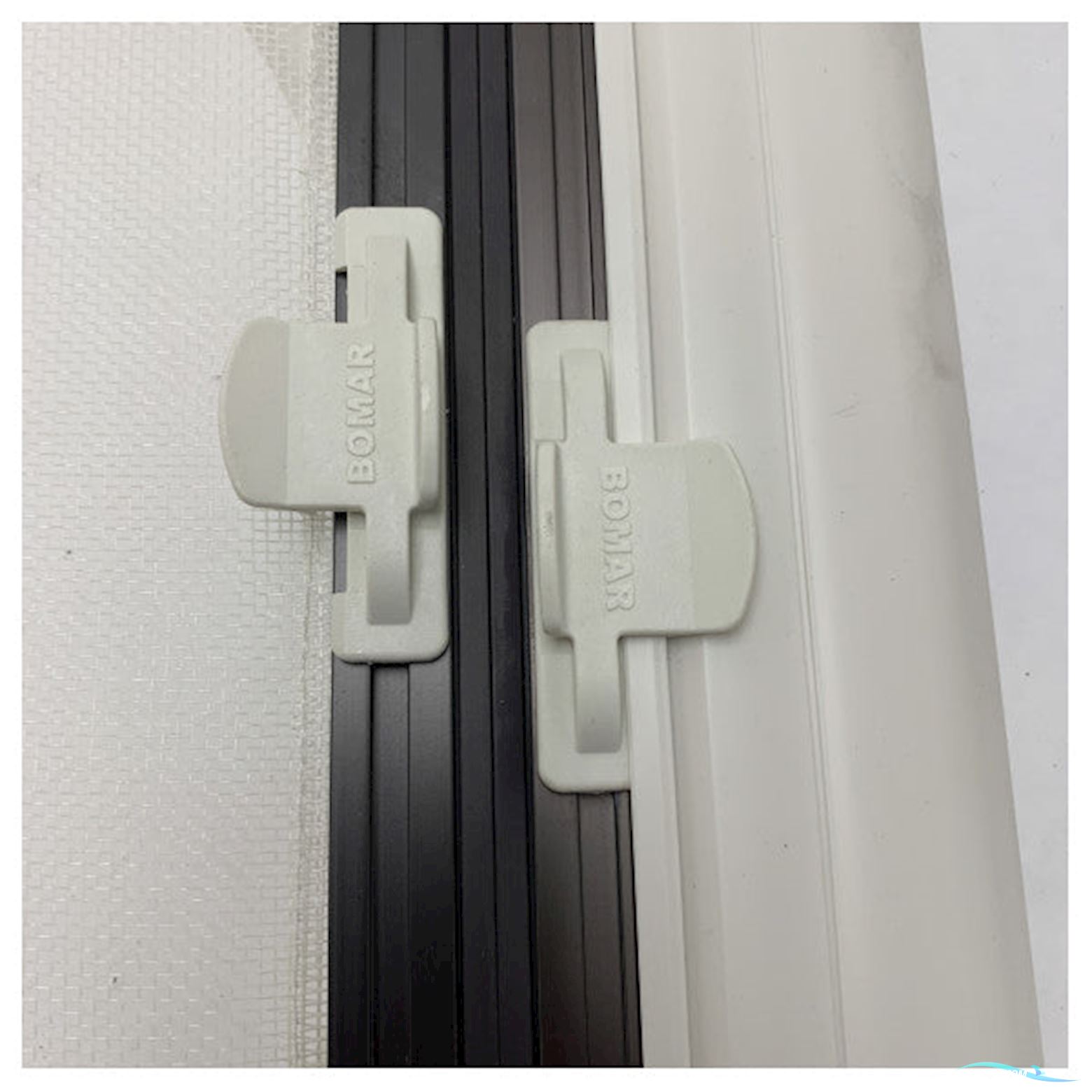 Bomar Seabreezer Round Screen - Cover 609 x 577 mm - 19.718.21