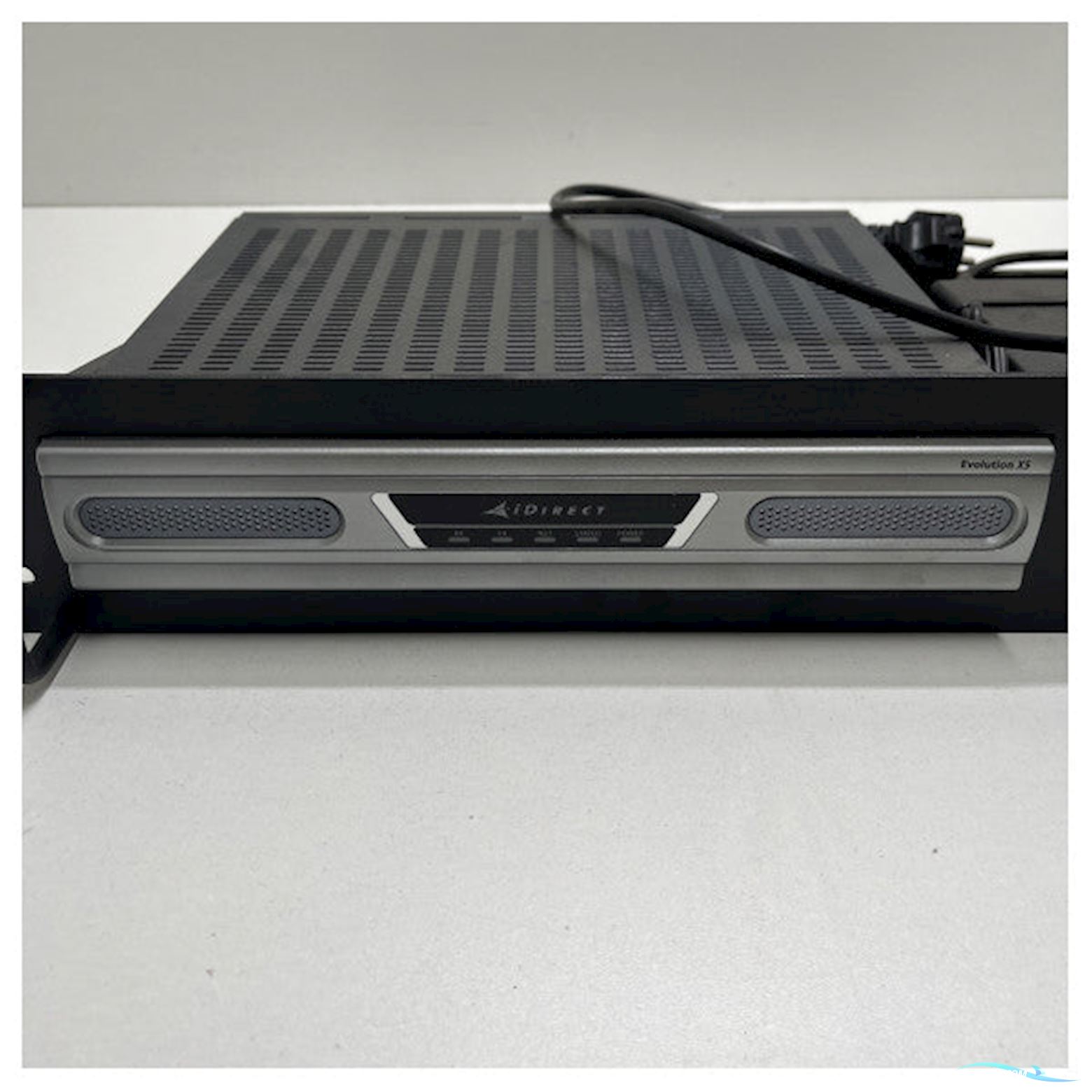 Evolution X5 DVB-S2 Remote Satellite Router - K0000066-0003