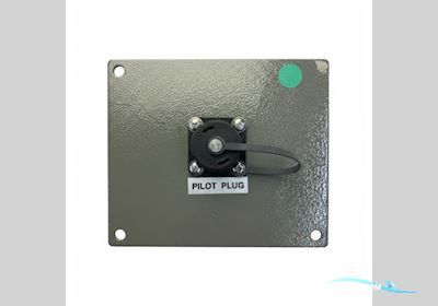 Furuno AIS Pilot Plug Interface FA-100 R150 - OP24-3 - Used Båtsutrustning 0, Holland