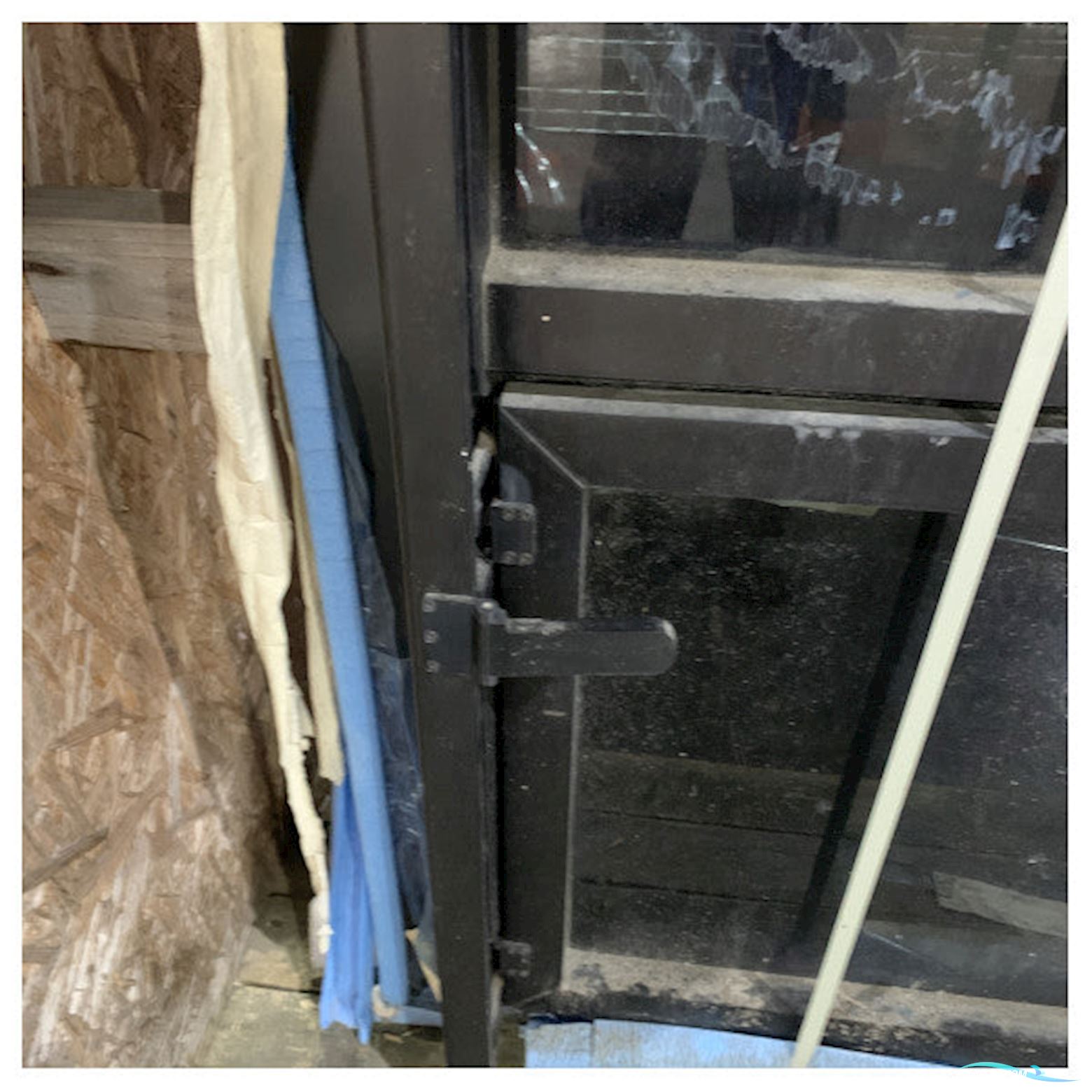 Lewmar Moody 41 Decksaloon glass opening door TBF0708 - 79075386