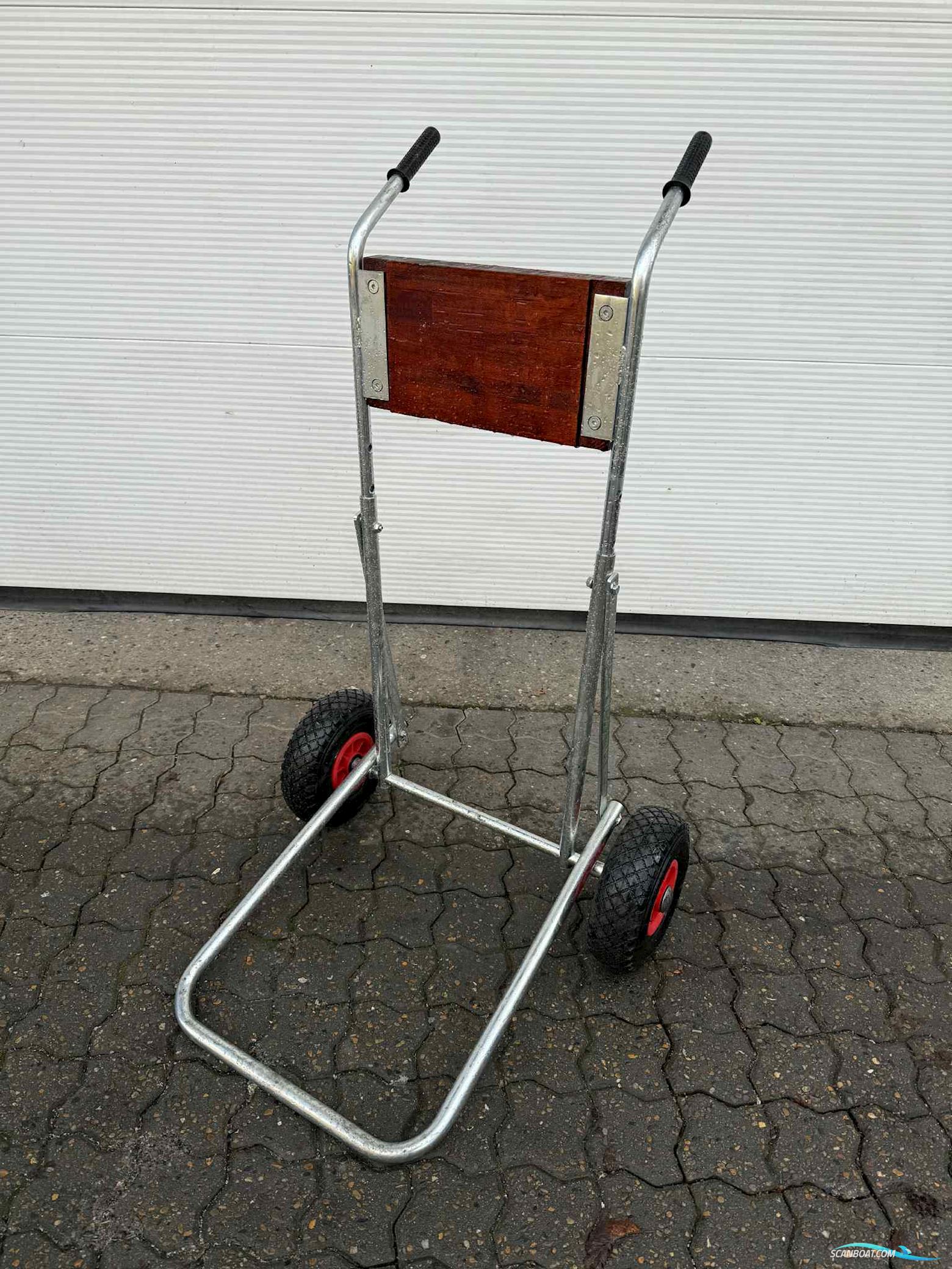 Motorvogn påhængsmotor