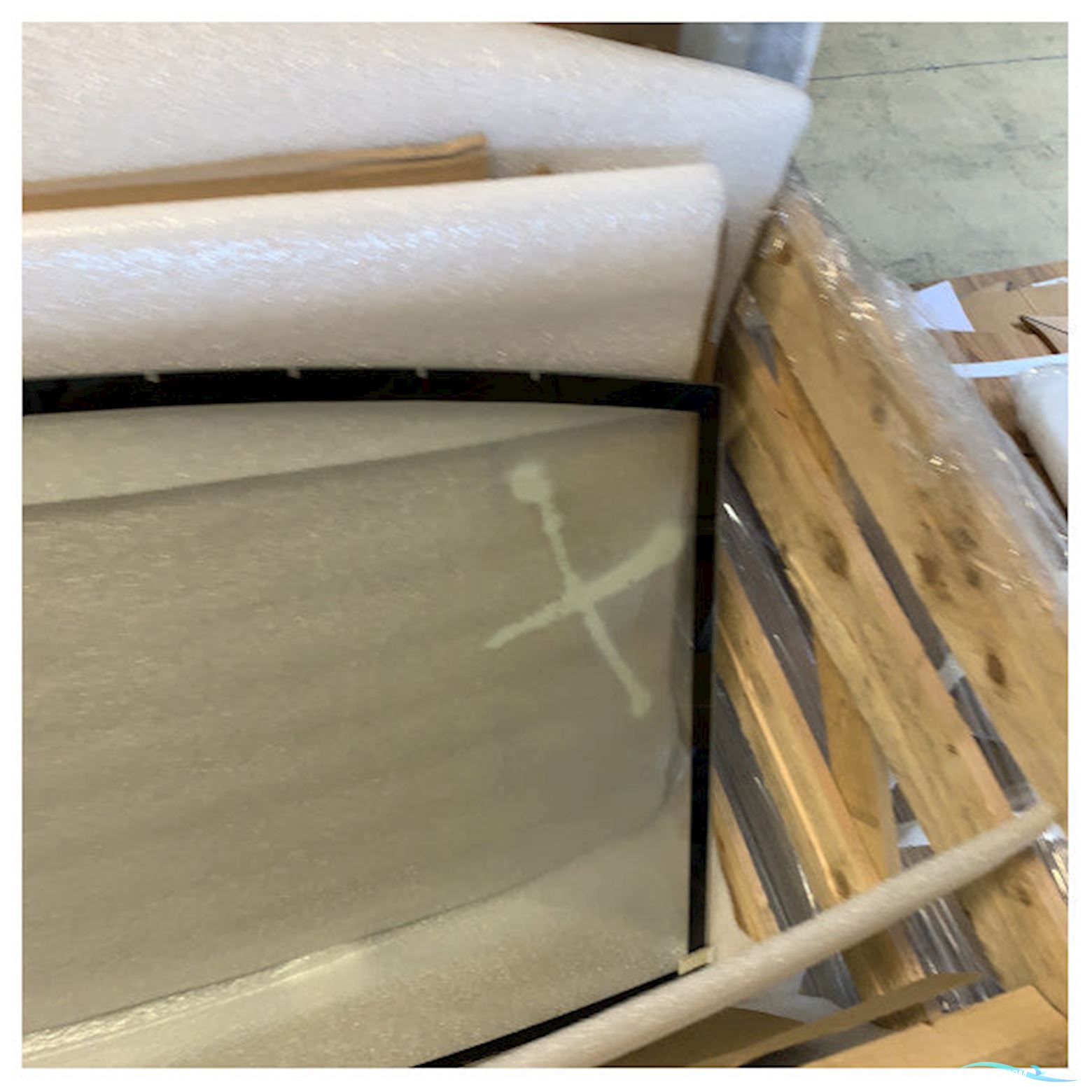 Quicksilver Activ 705 Weekend cabin front glass windshield new - 2076594