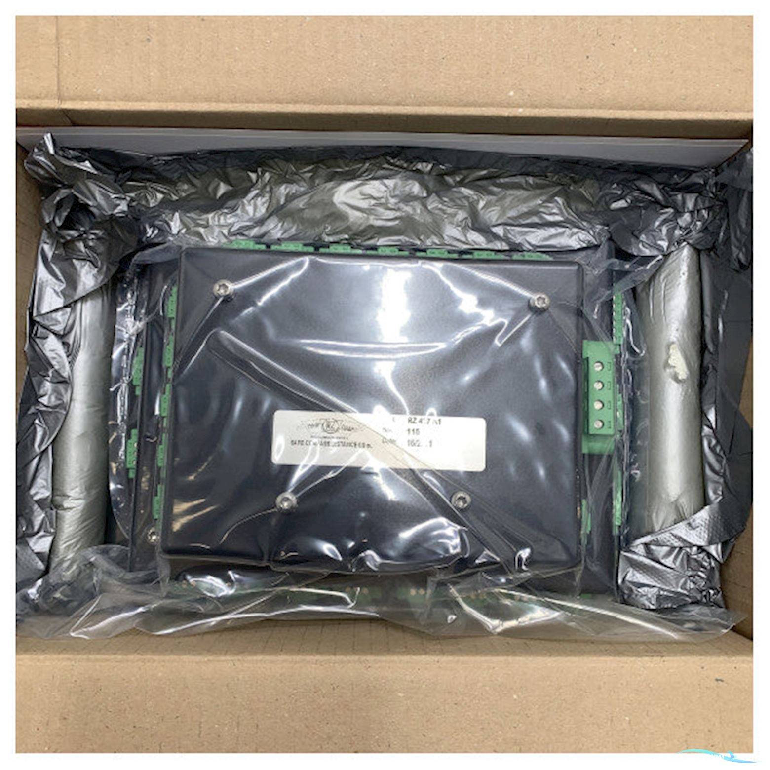 Radio Zeeland multihub connection hub RC-427