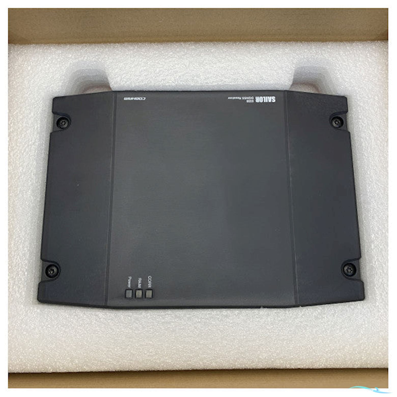 Sailor 6570 DGNSS System Communication System