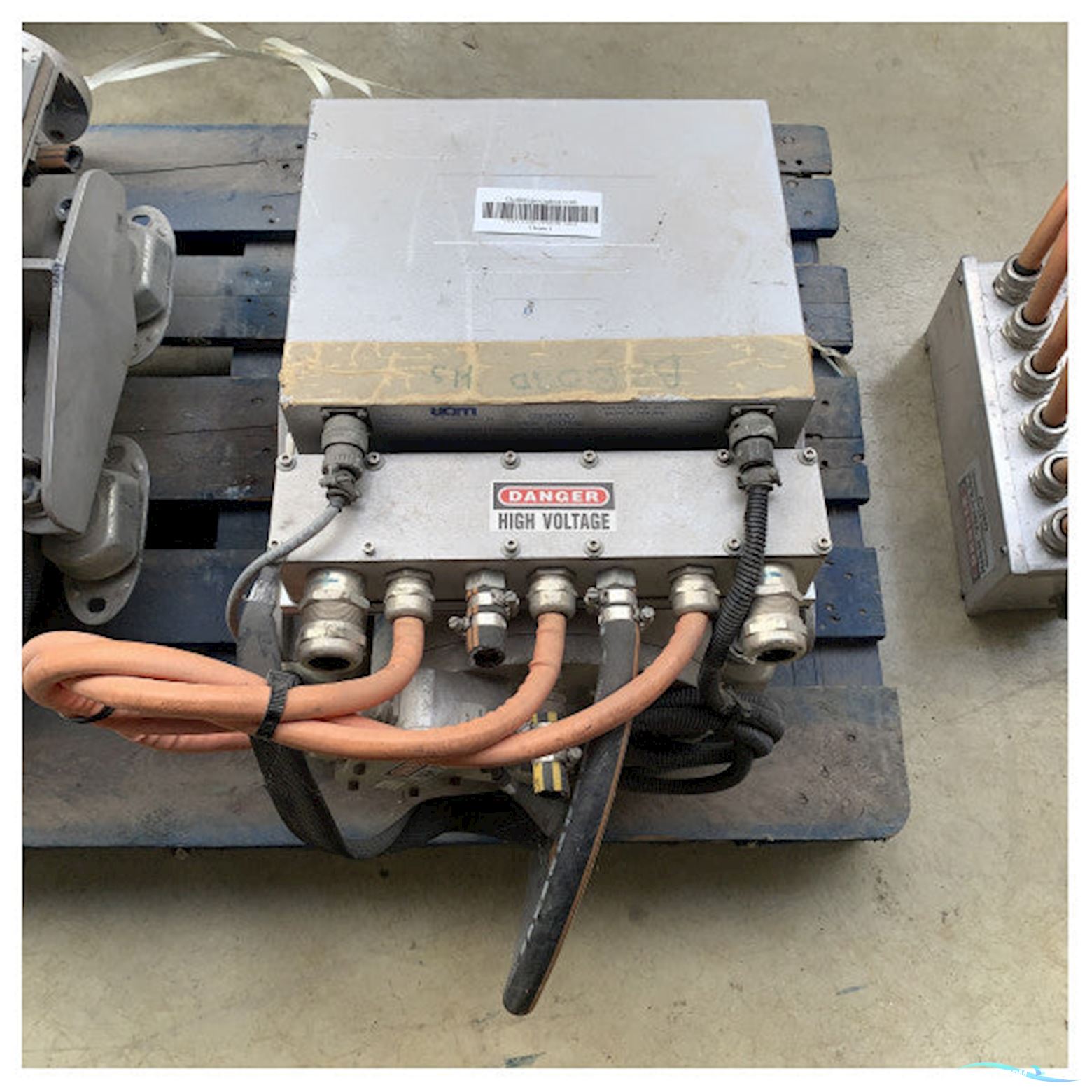 USED Regen Nautic SPM218-143-3 145 kW electric marine inboard engine 