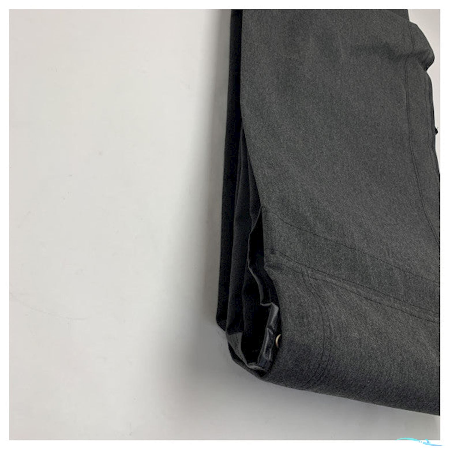 Uttern D77 Canvass Cockpit Mooring Cover Kit With Support Pole Black - VK_UT_D77SP1