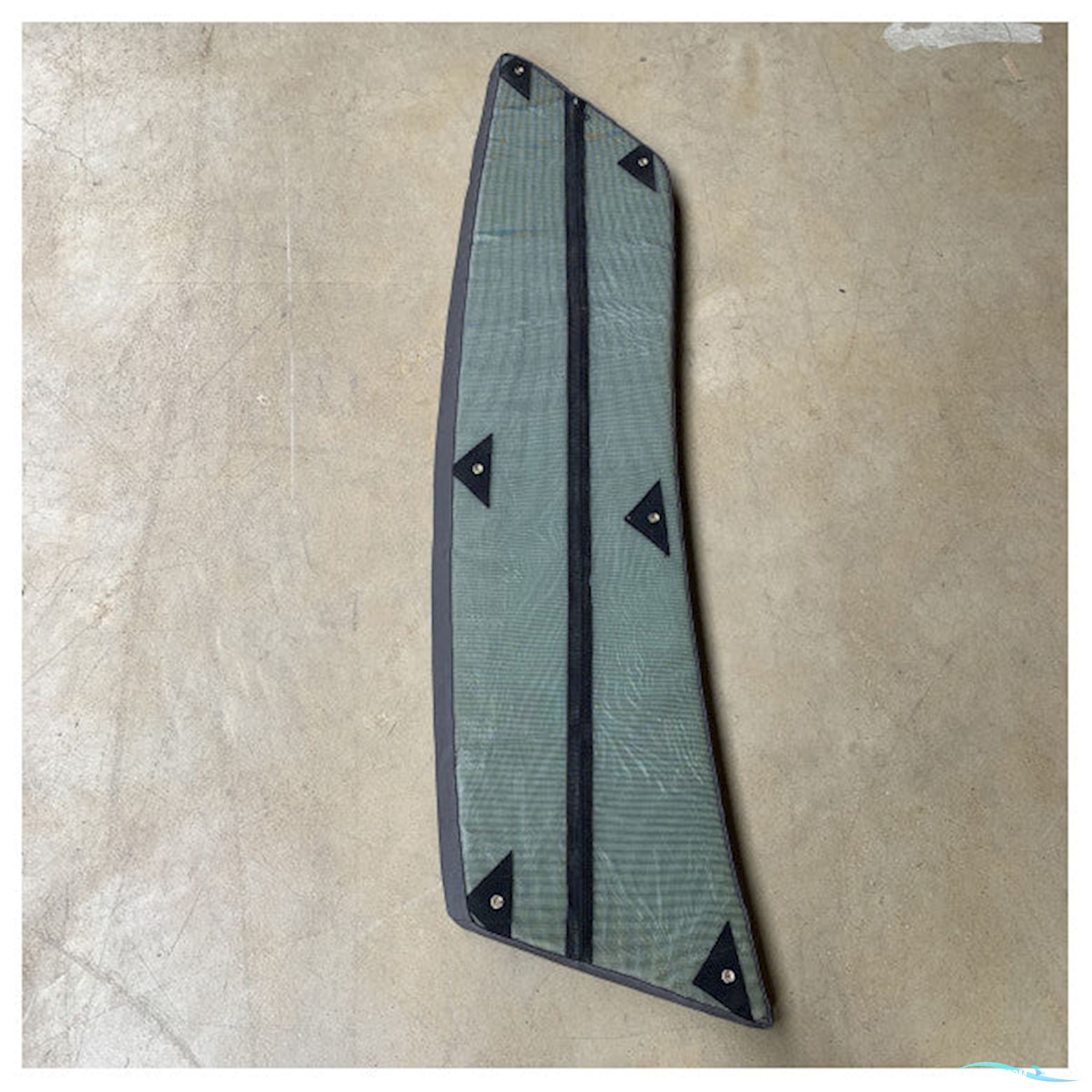 Uttern S64 Grey Cockpit Bench Seat Cushion - 2079254