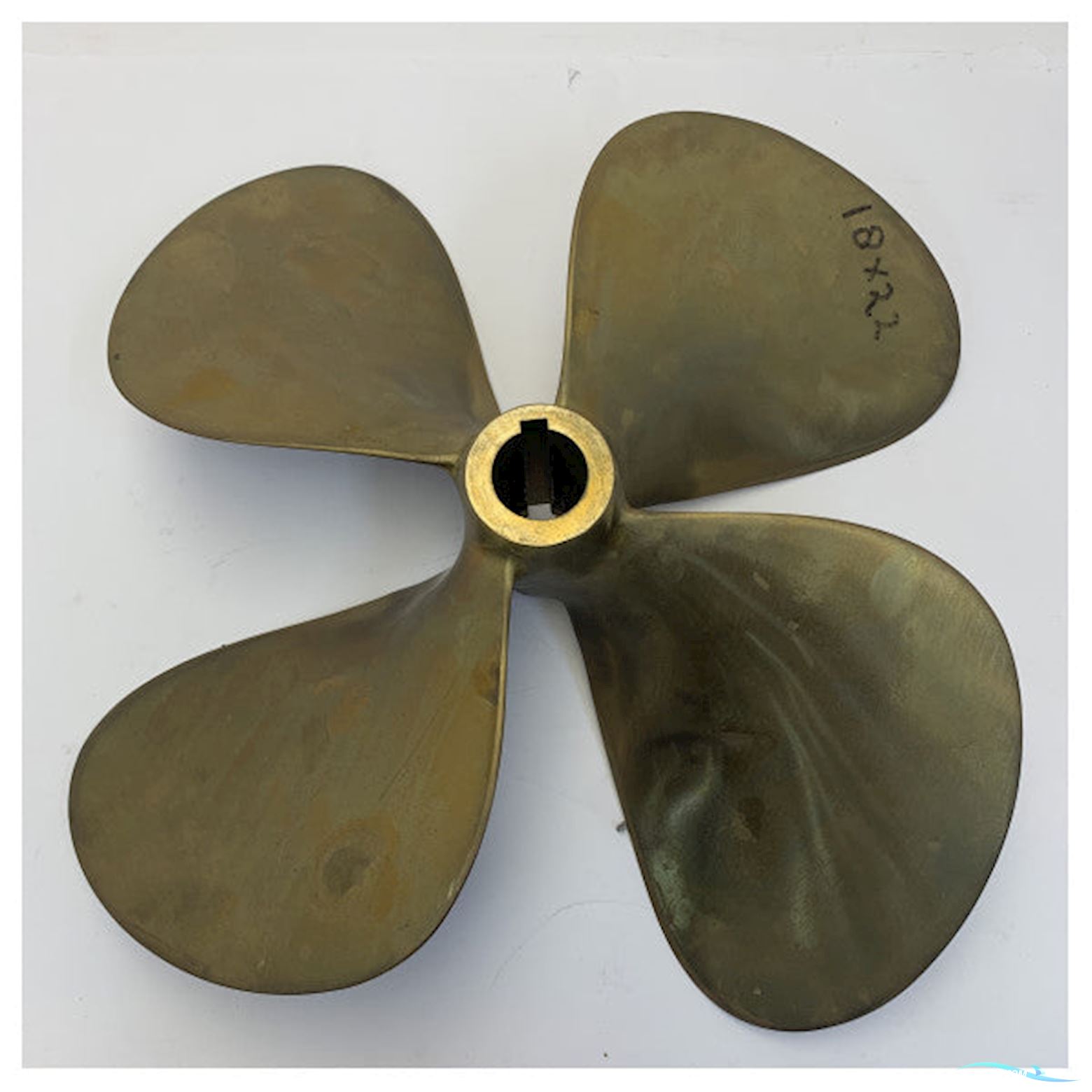 Vetus P4E-18X22R Propeller 4-Blade Brass Right Handed 35 mm Båtsutrustning 0, Holland
