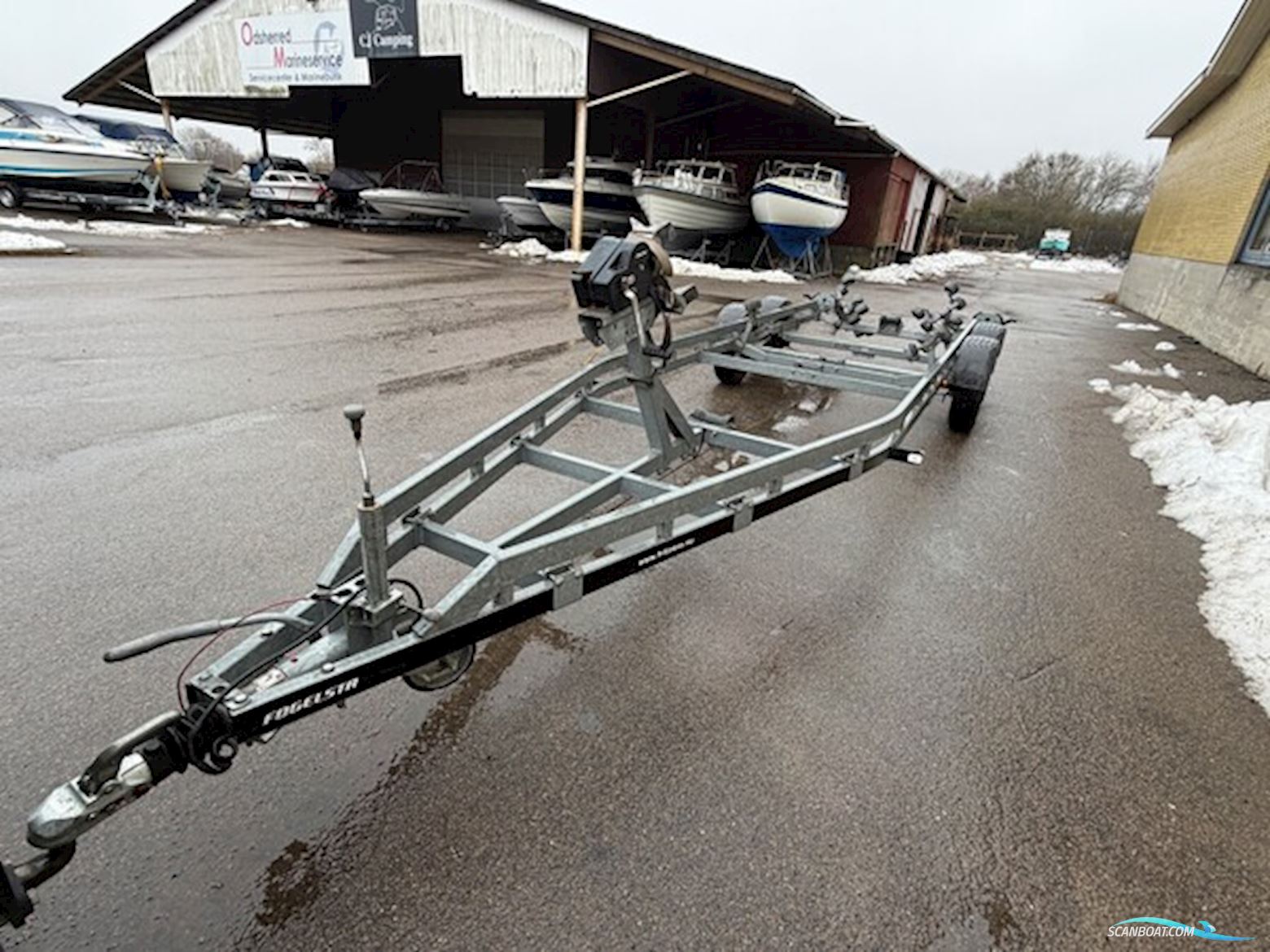 242500TB SR - 2500KG Premium Bådtrailer m/ SUPERRULLER