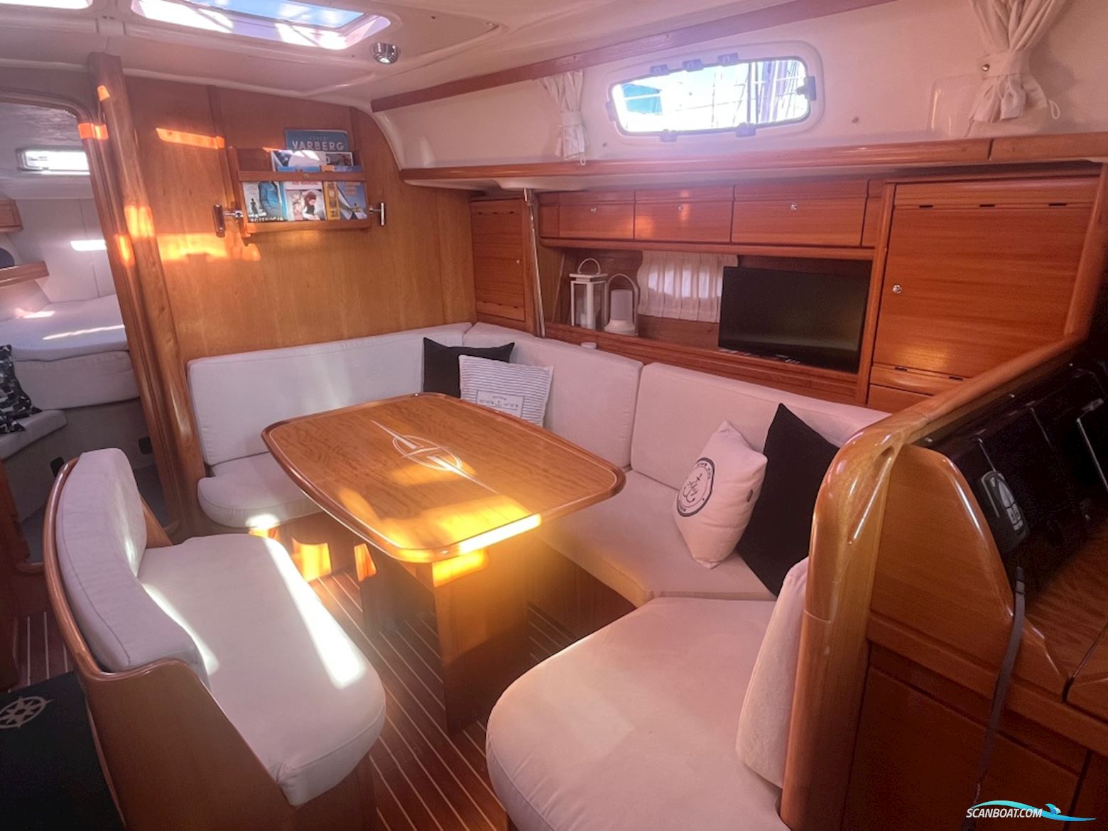 Bavaria 39 Cruiser - 3 cabin
