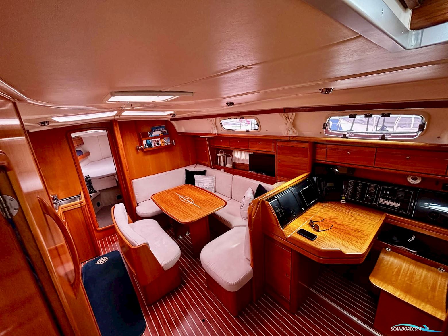 Bavaria 39 Cruiser - 3 cabin