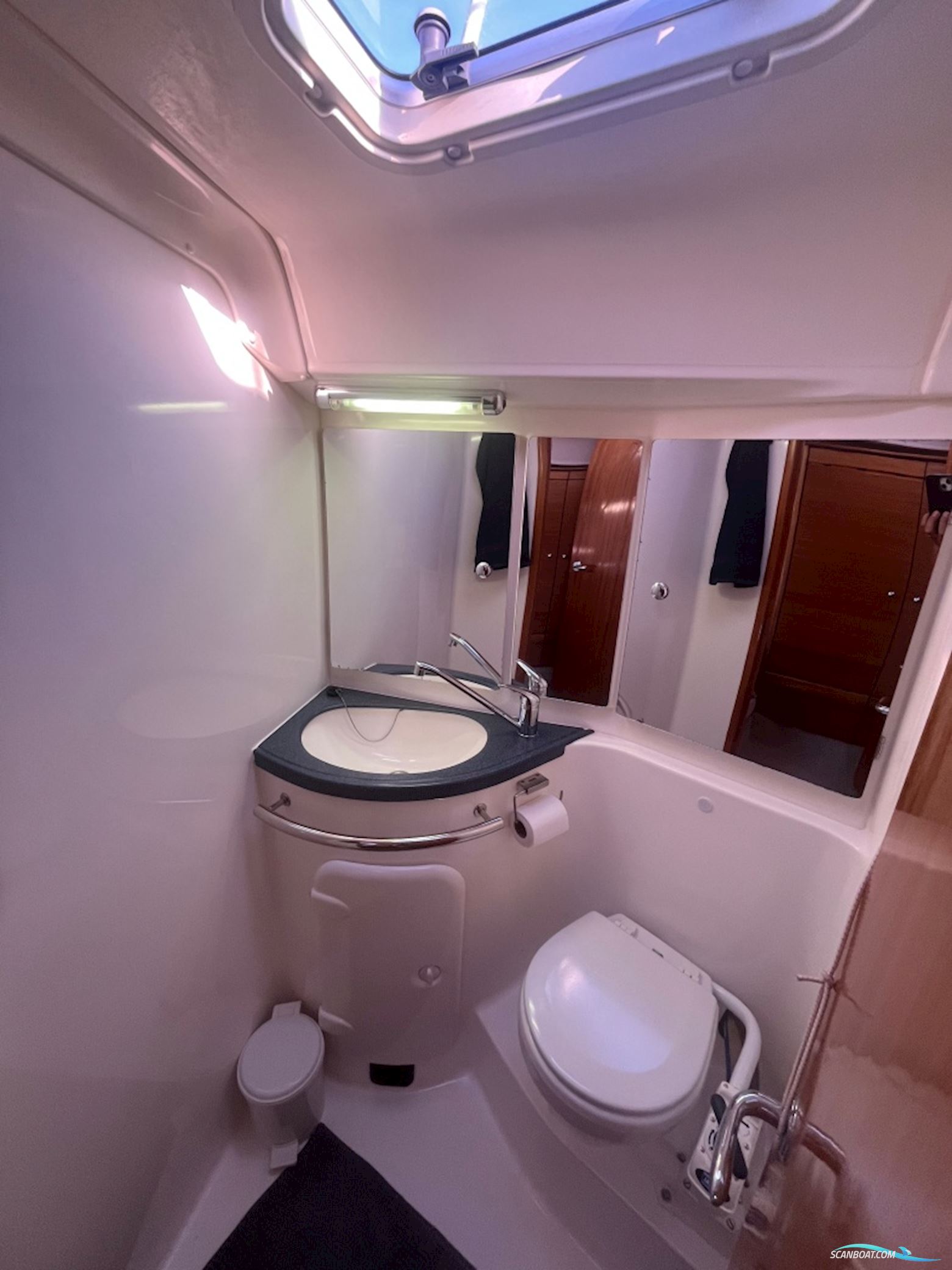 Bavaria 39 Cruiser - 3 cabin