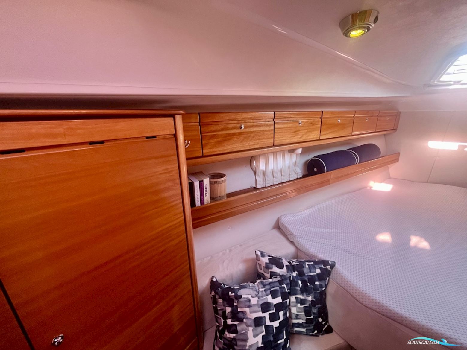 Bavaria 39 Cruiser - 3 cabin
