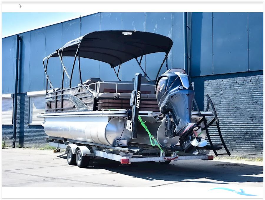 Bennington L22 Quad Bench Saltwater Båttyp Inte specificerat 2022, med Yamaha motor, Holland