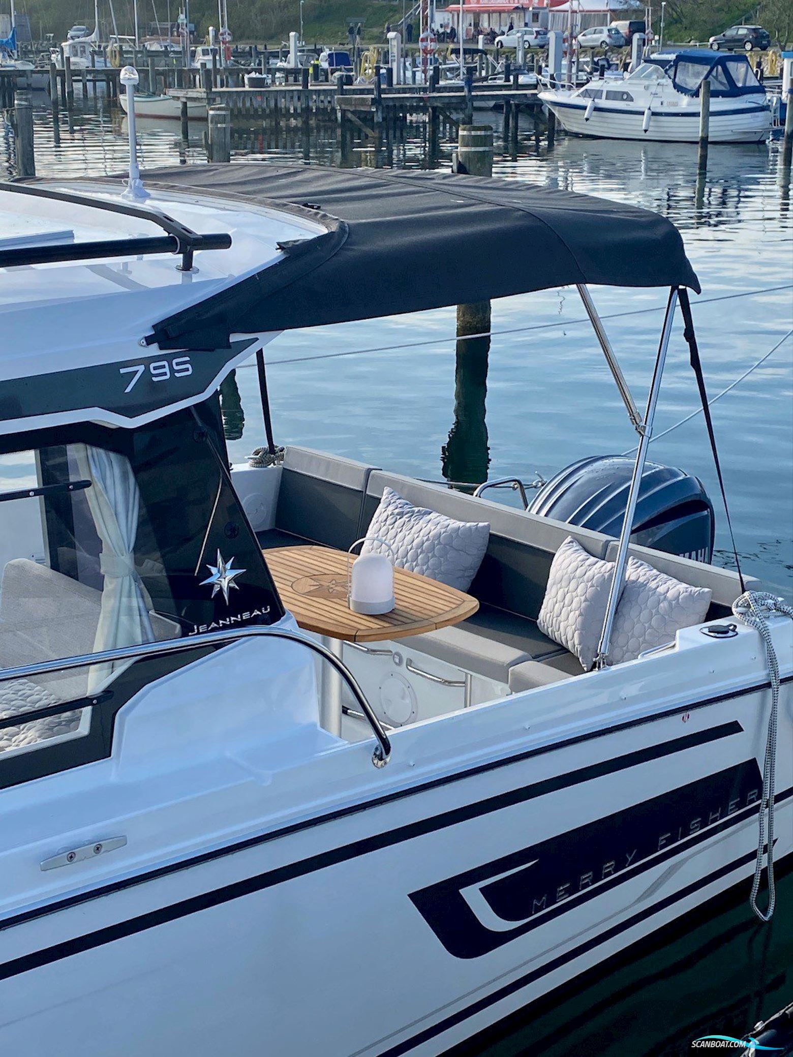 Jeanneau 795 Merry Fisher Serie2
