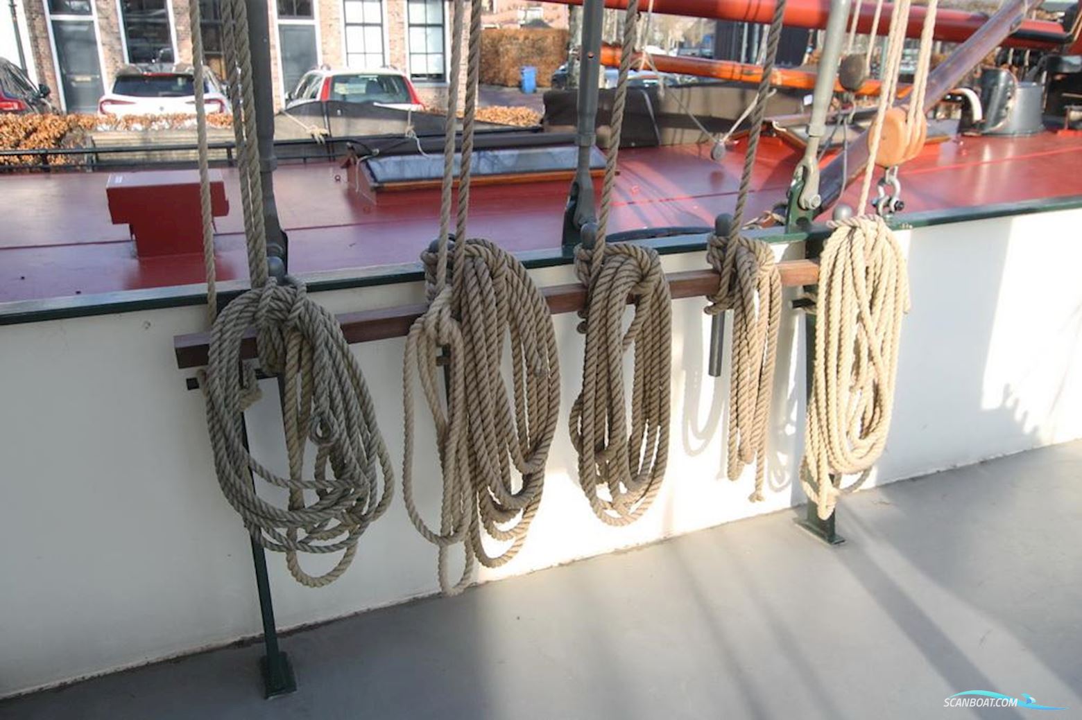 Traditional Barkentijn