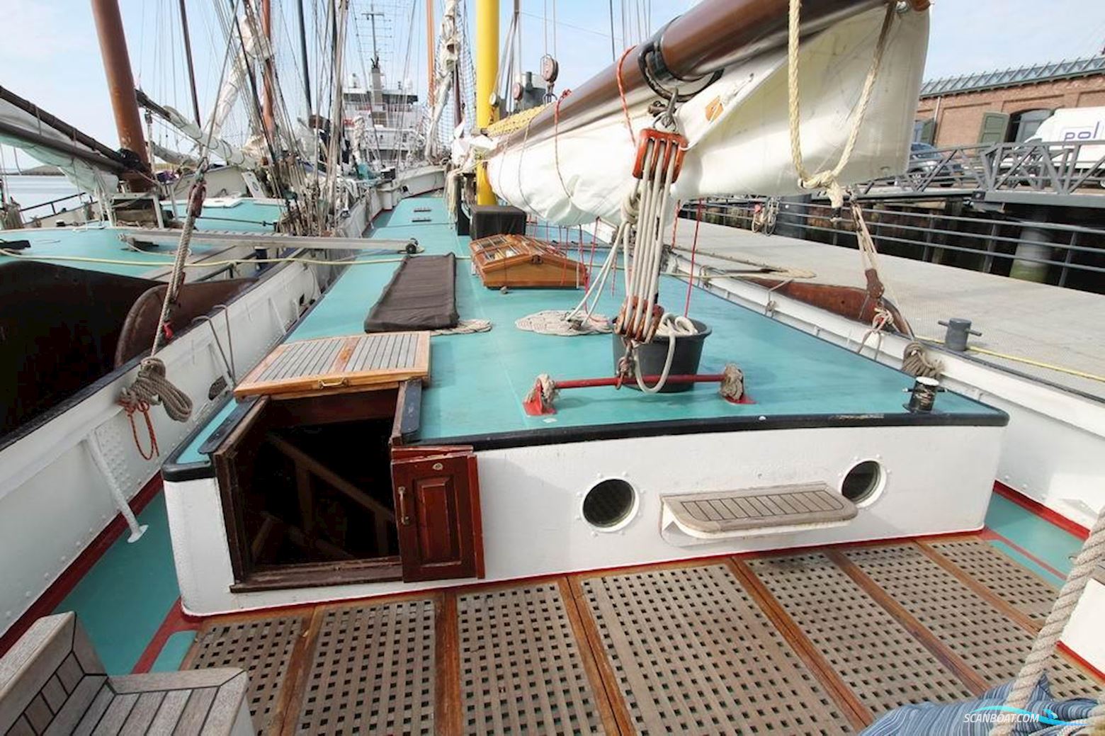 Traditional Wad- en Sontvaarder