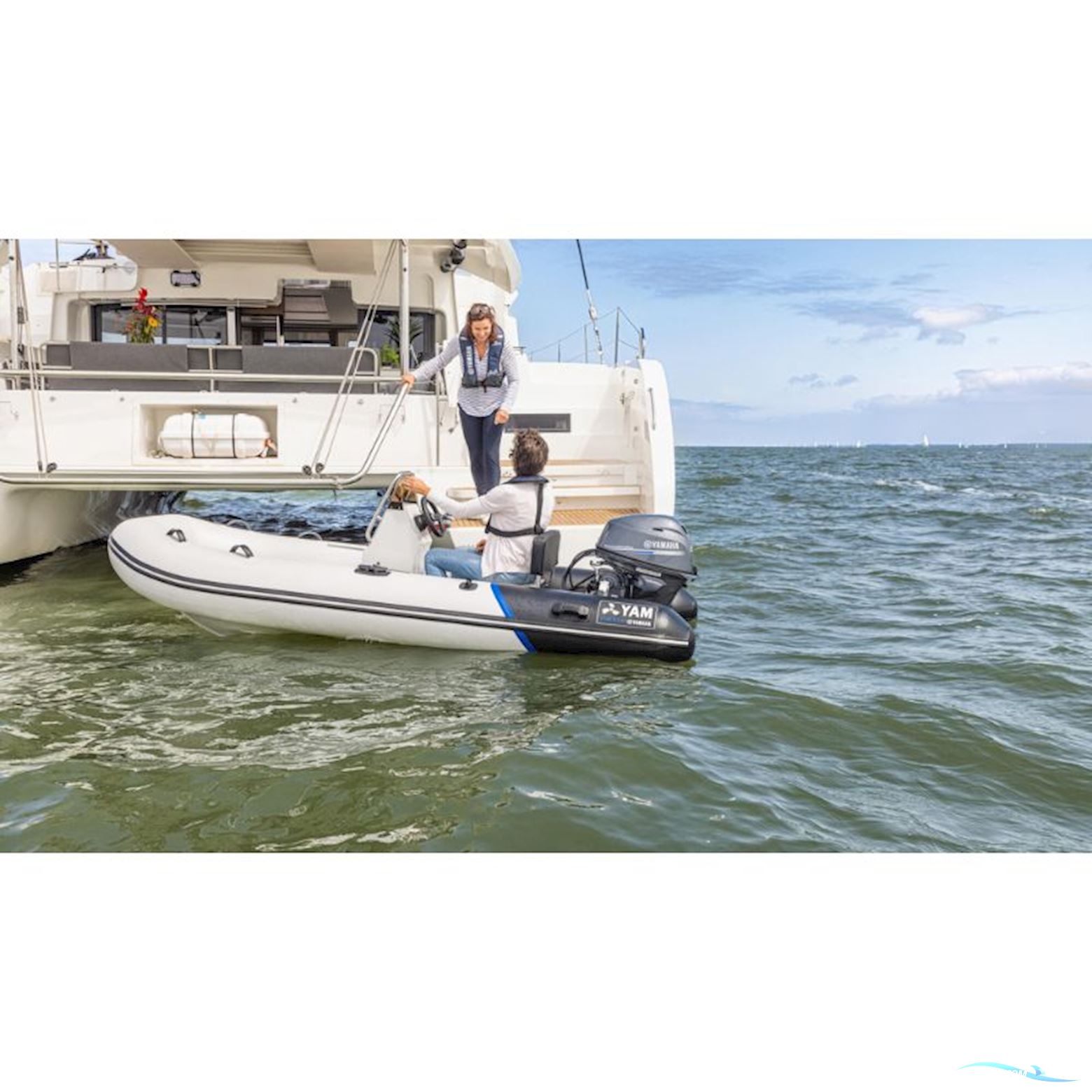 Yamaha YAM 350 TAf gummibåd med konsol og sidesæde med F9.9HEL påhængsmotor