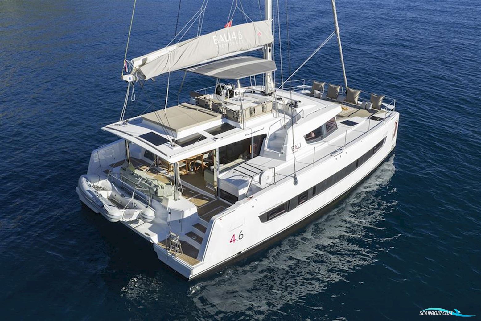 BALI CATAMARANS 4.6