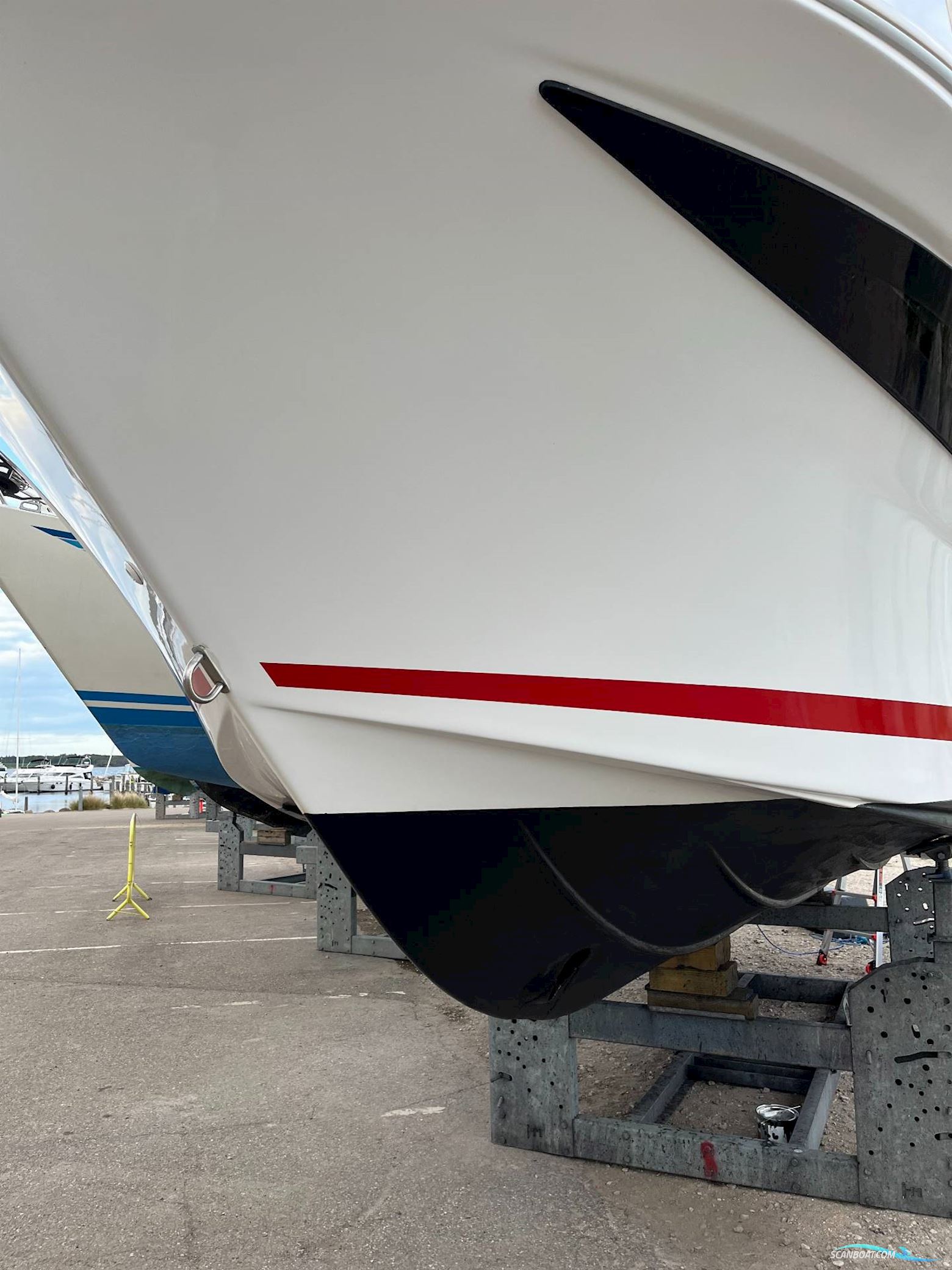 Beneteau Antares 8.80 m/ 250hk Mercury
